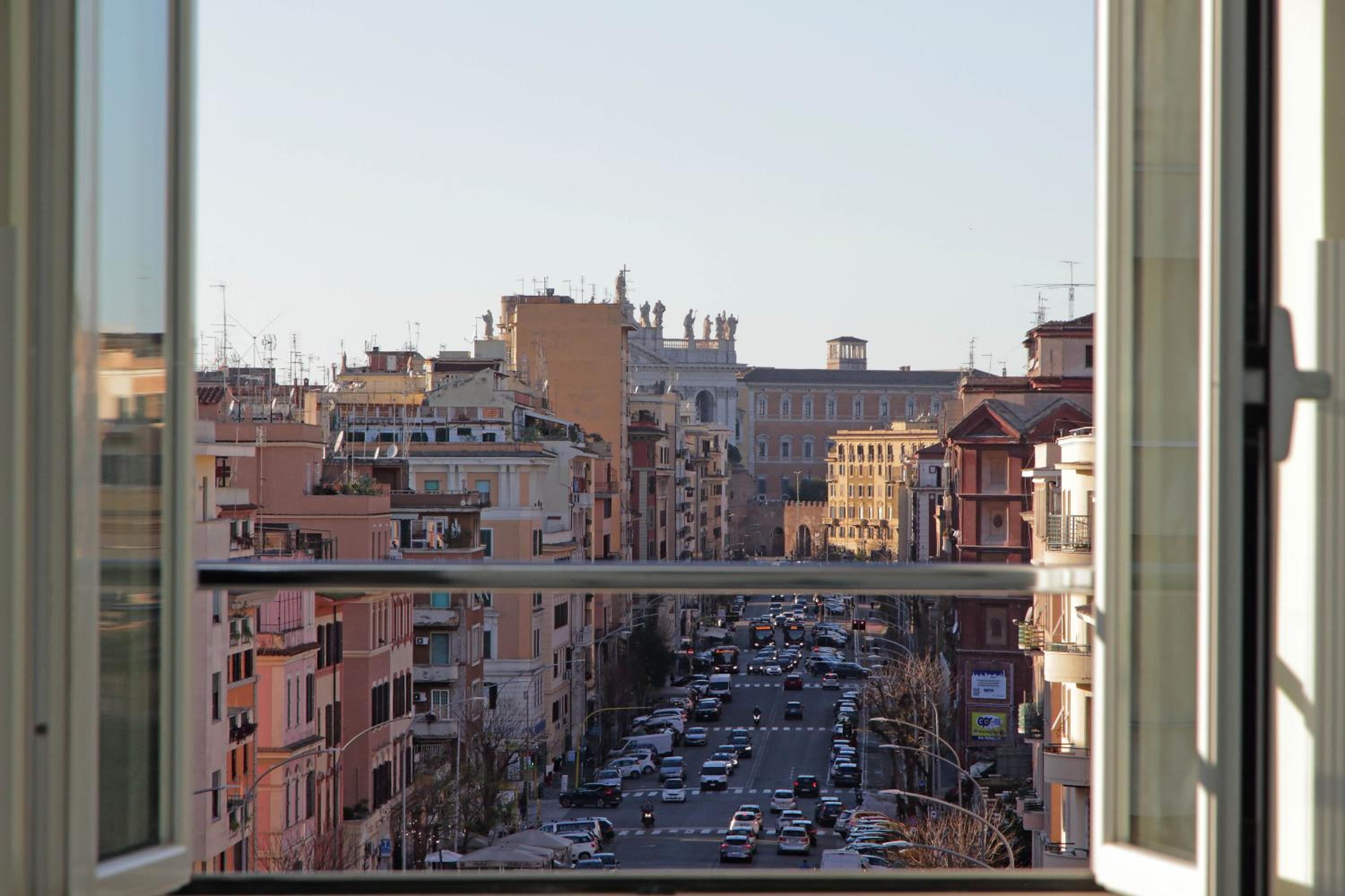 Domus Augustea - San Giovanni Sunset Suites