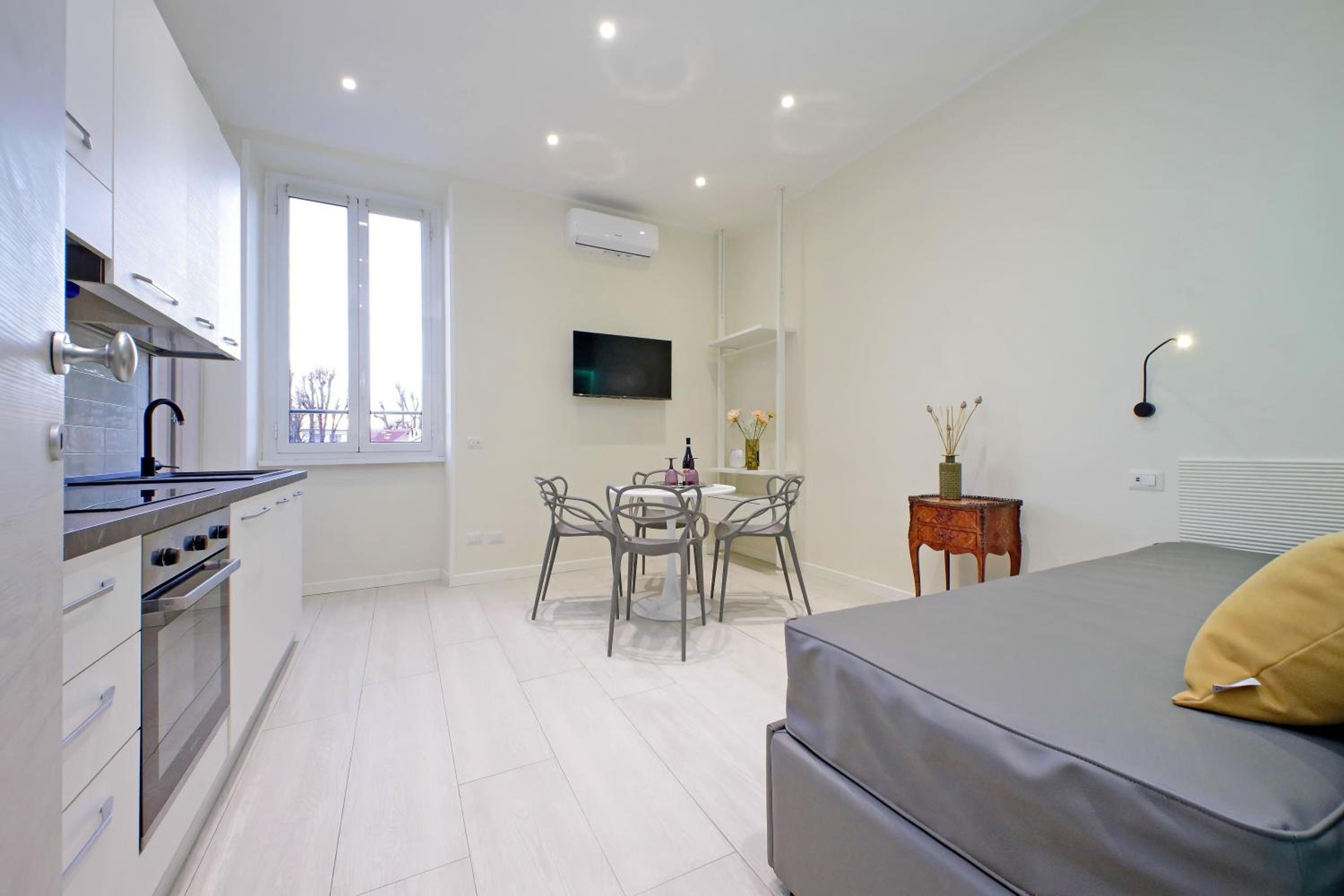 Domus Augustea - San Giovanni Sunset Suites