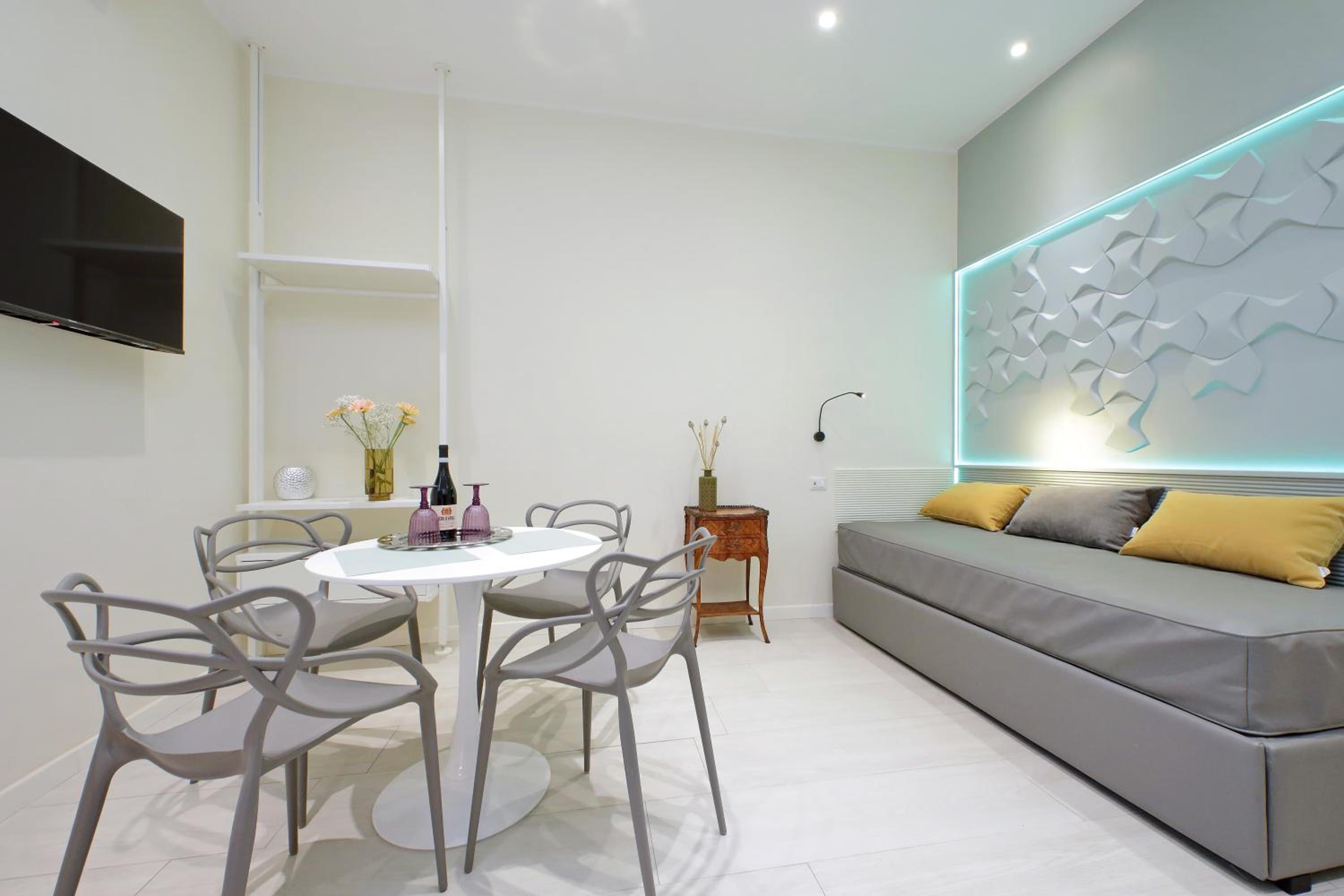 Domus Augustea - San Giovanni Sunset Suites