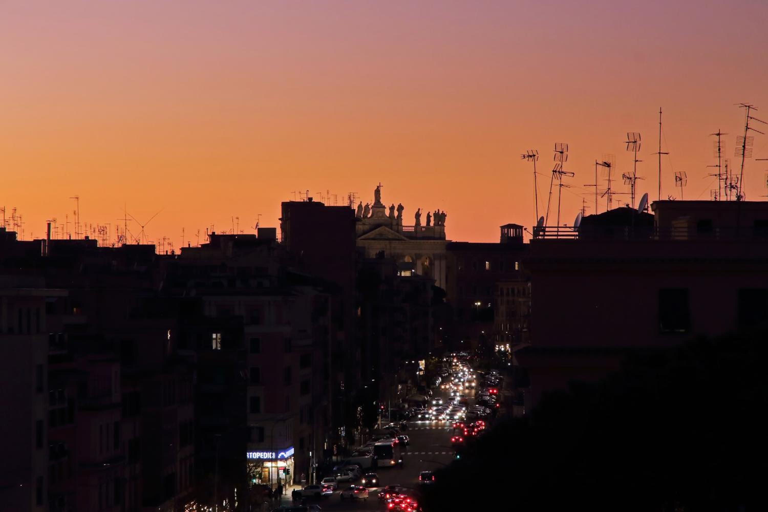 Domus Augustea - San Giovanni Sunset Suites