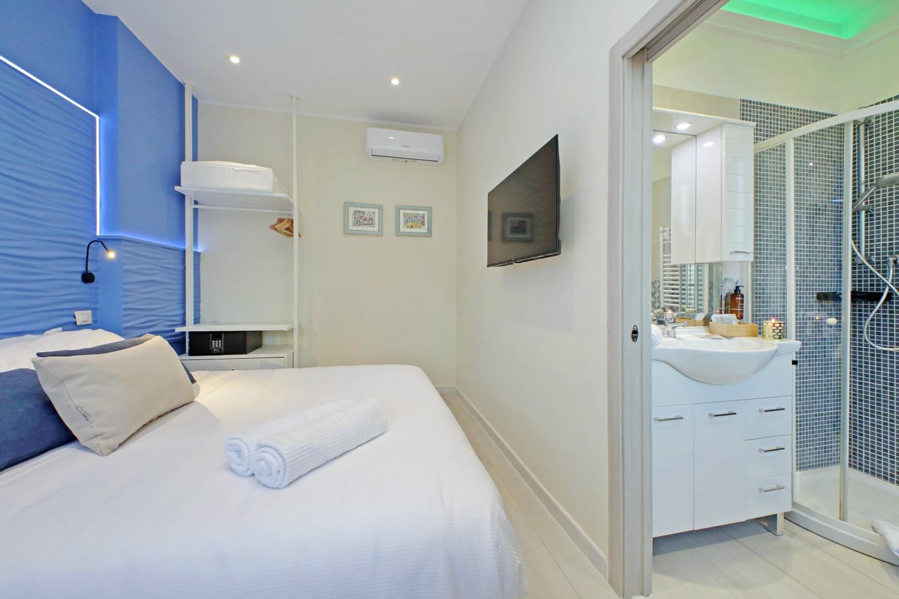 Domus Augustea - San Giovanni Sunset Suites