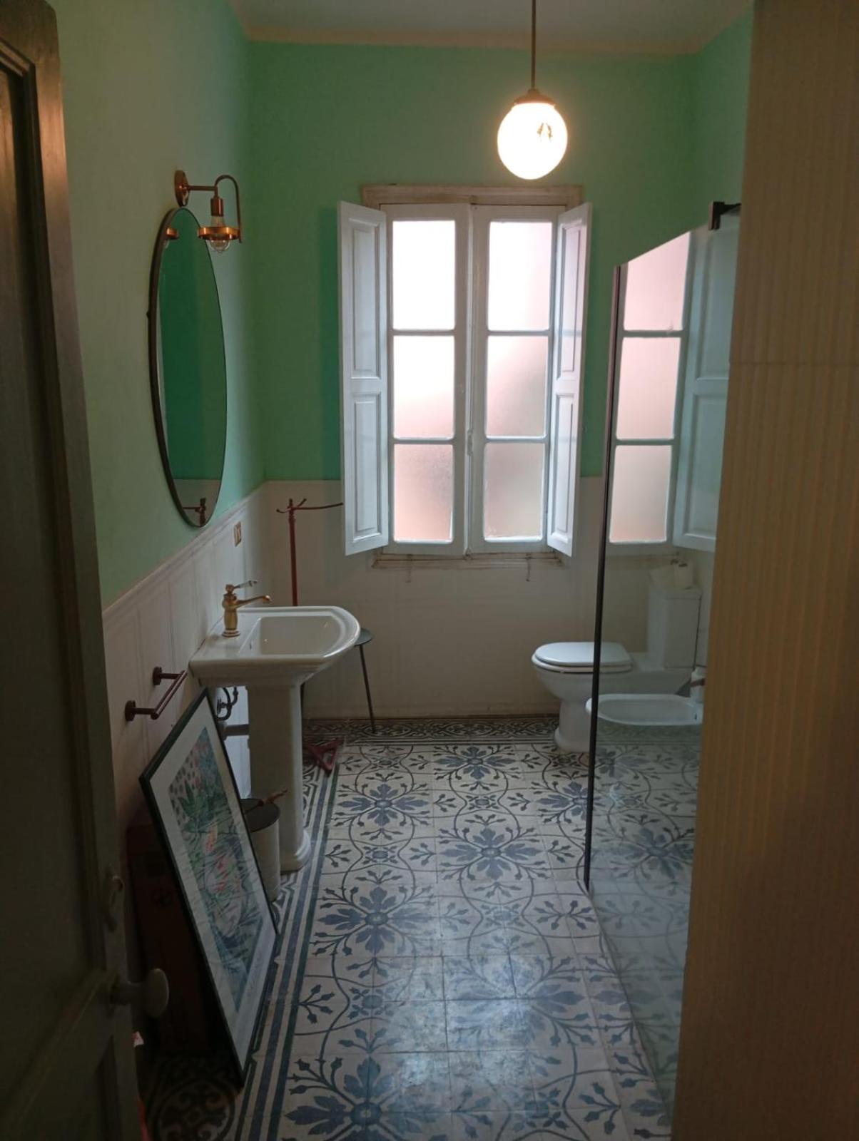 Meine Sonne Riviera, appartamento storico con vista mare, terrazzo e parcheggio