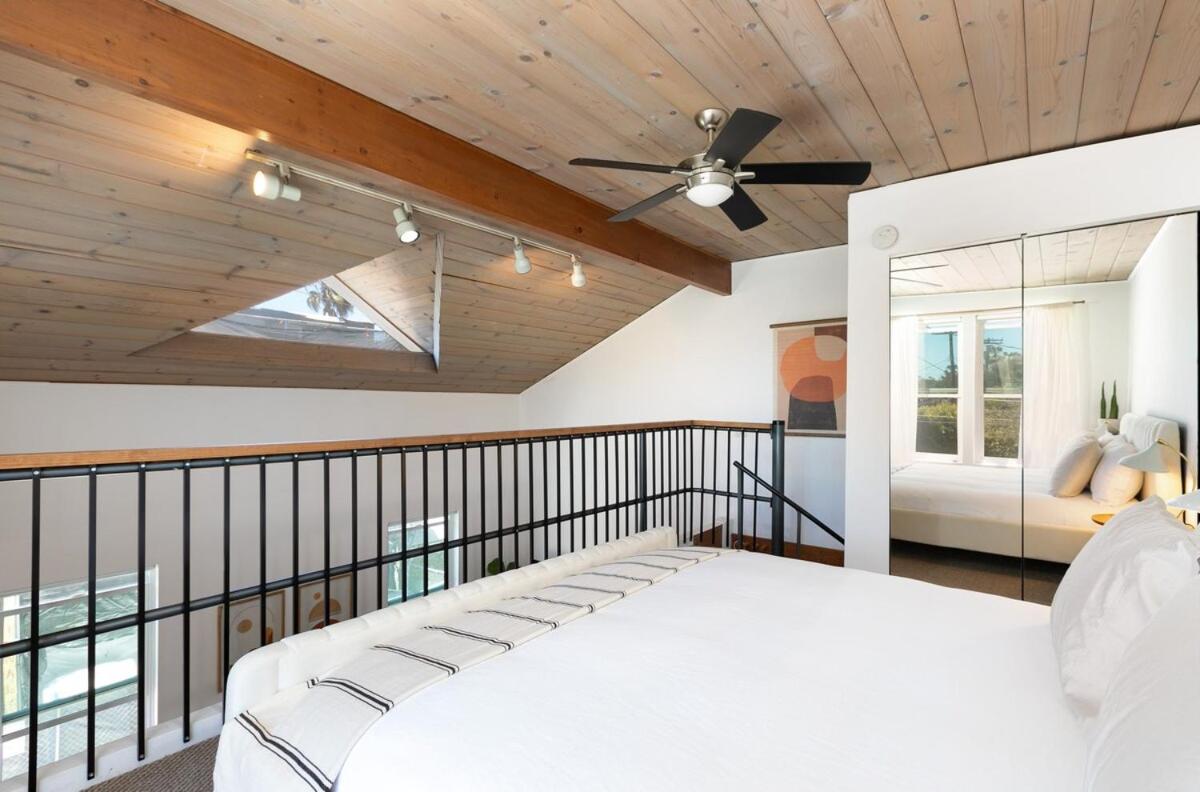 Private Venice Beach Loft - Steps to the Beach & Canals