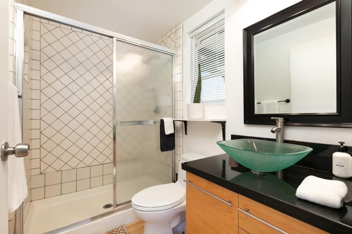 Private Venice Beach Loft - Steps to the Beach & Canals