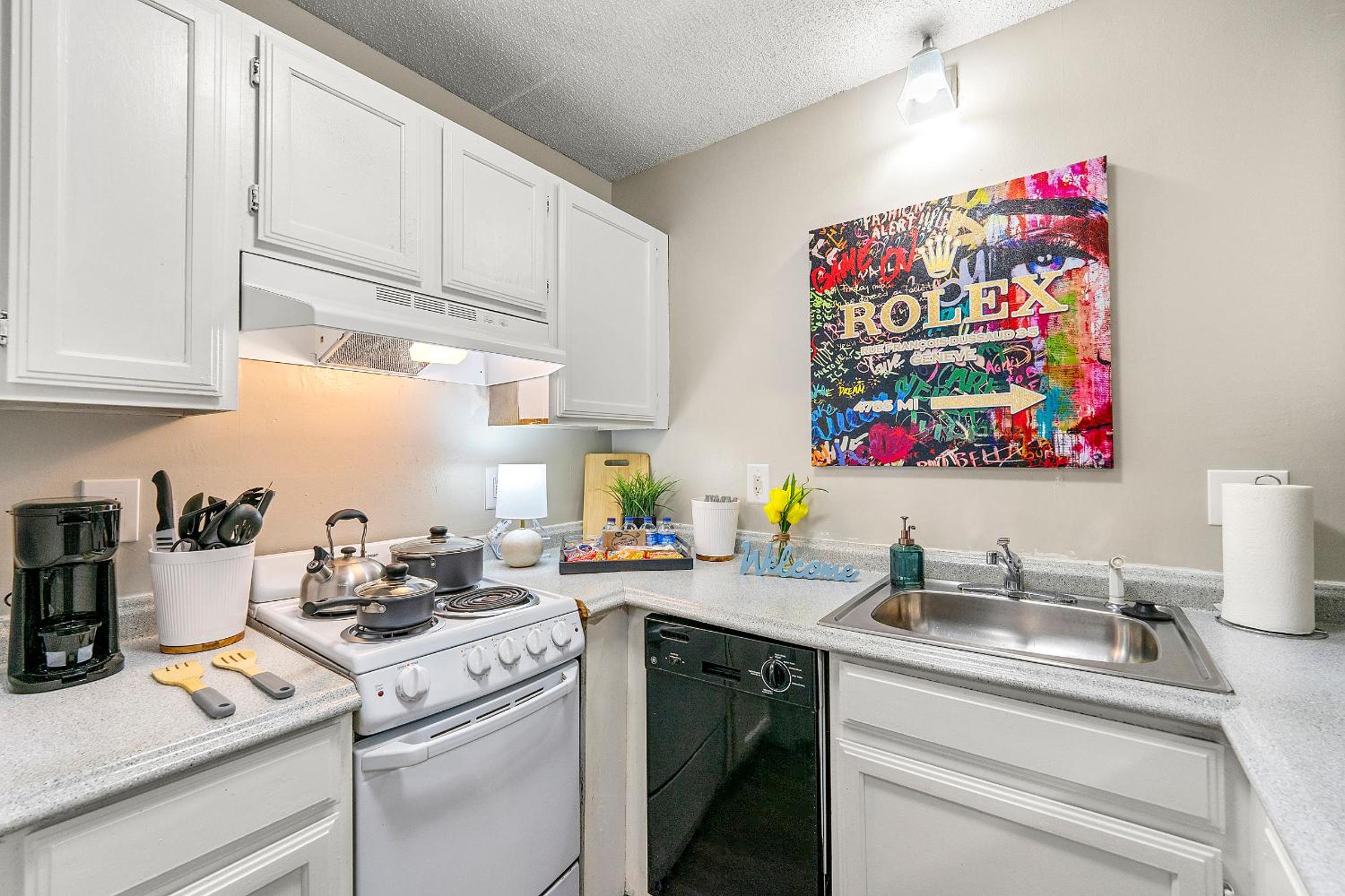 Upper Westside 2BR Free Parking & Wi-Fi