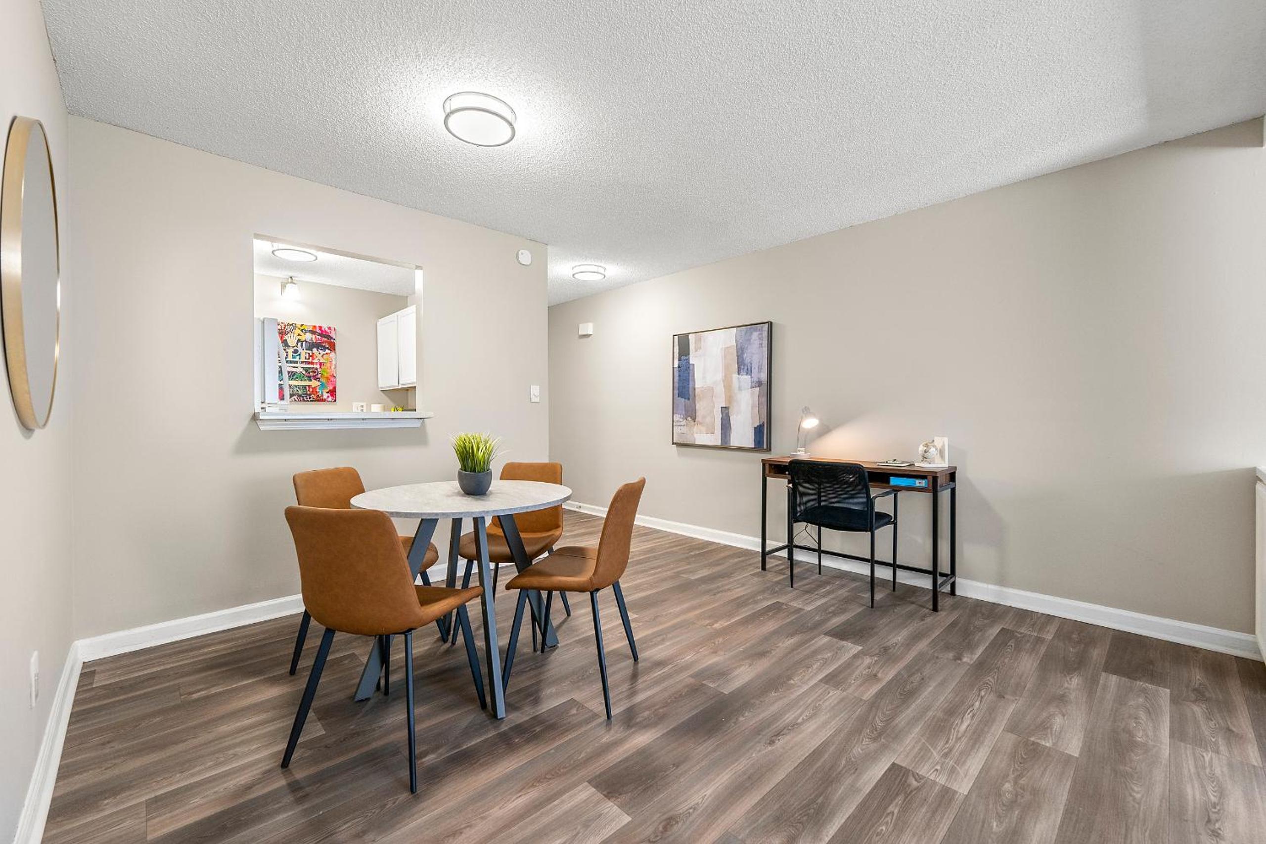 Upper Westside 2BR Free Parking & Wi-Fi