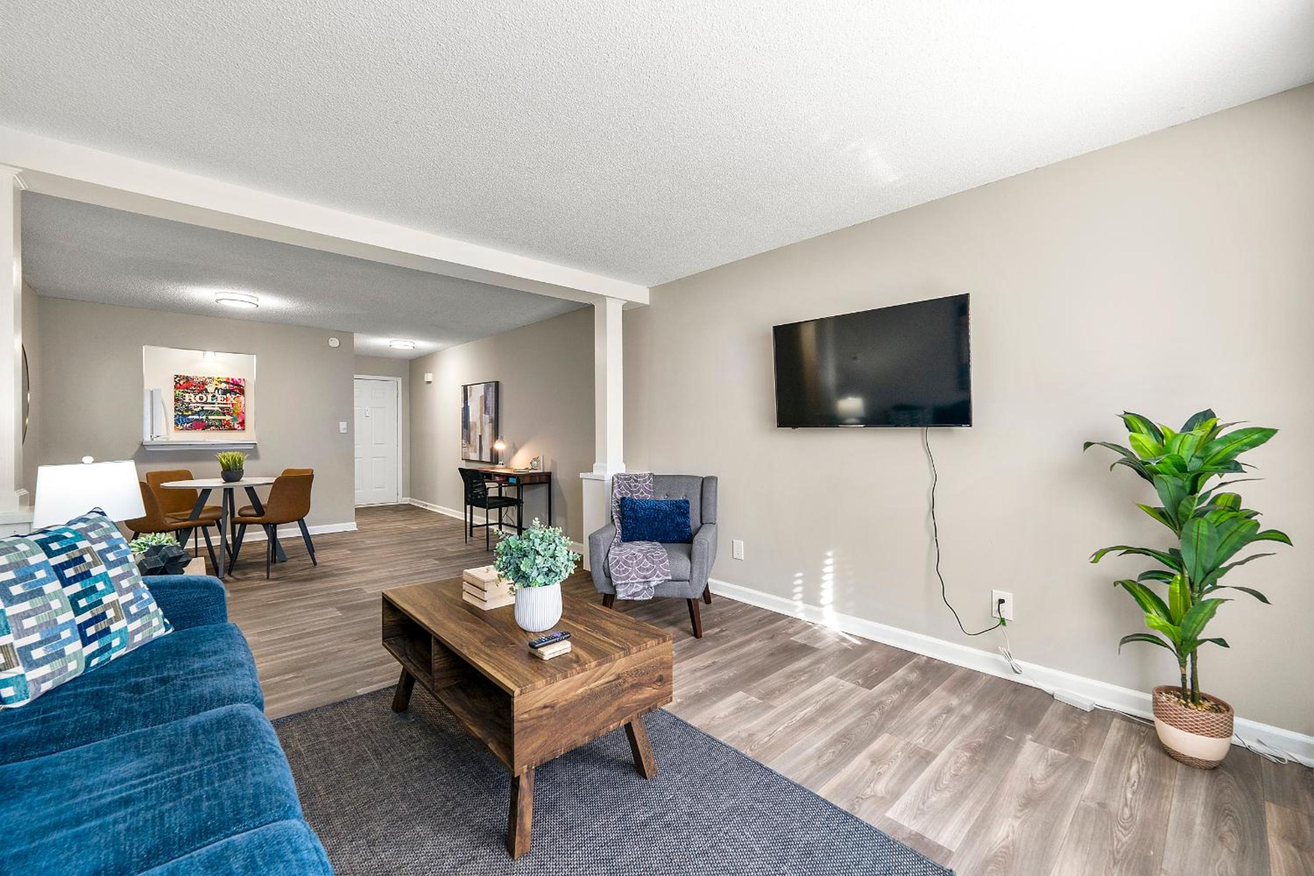 Upper Westside 2BR Free Parking & Wi-Fi