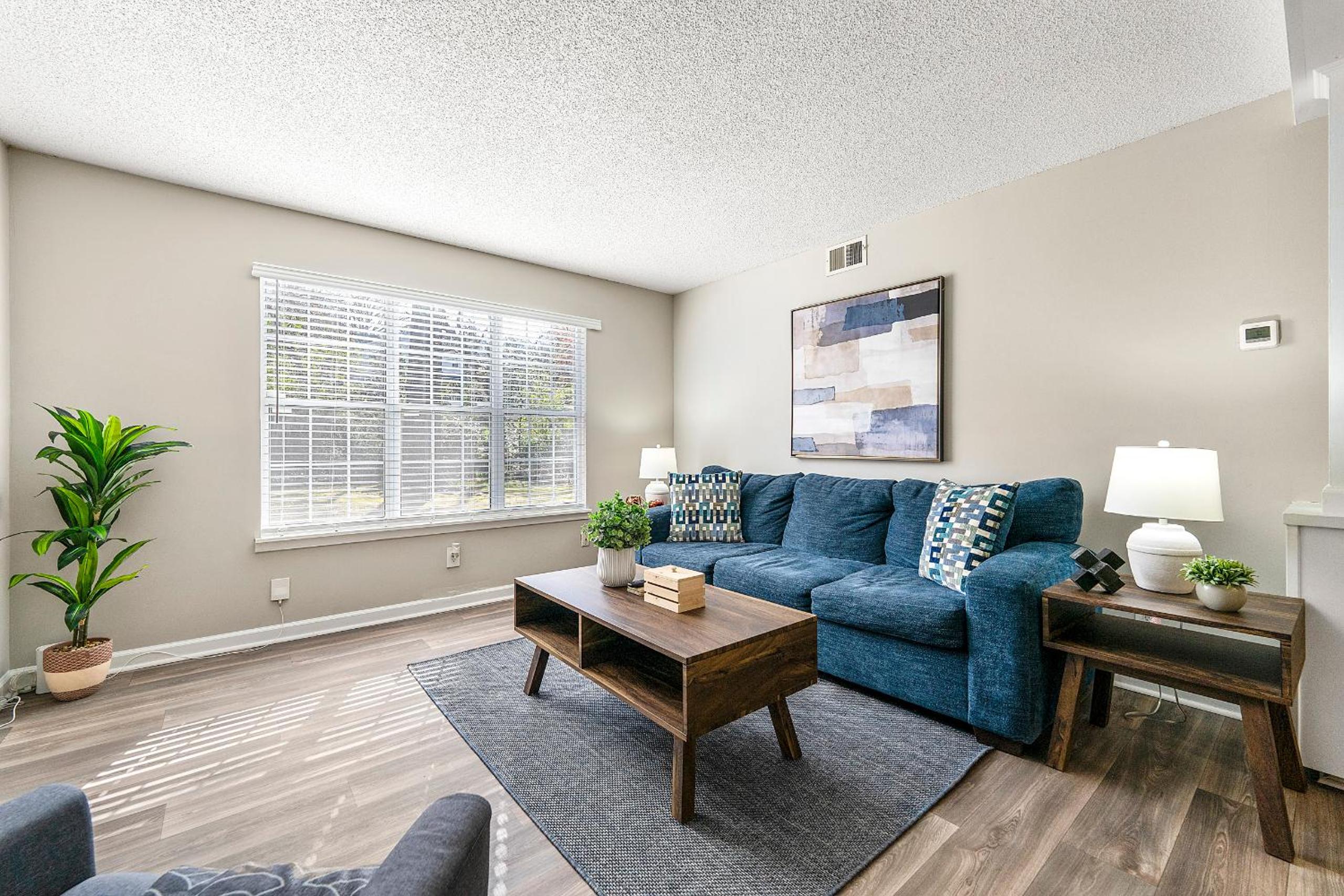 Upper Westside 2BR Free Parking & Wi-Fi