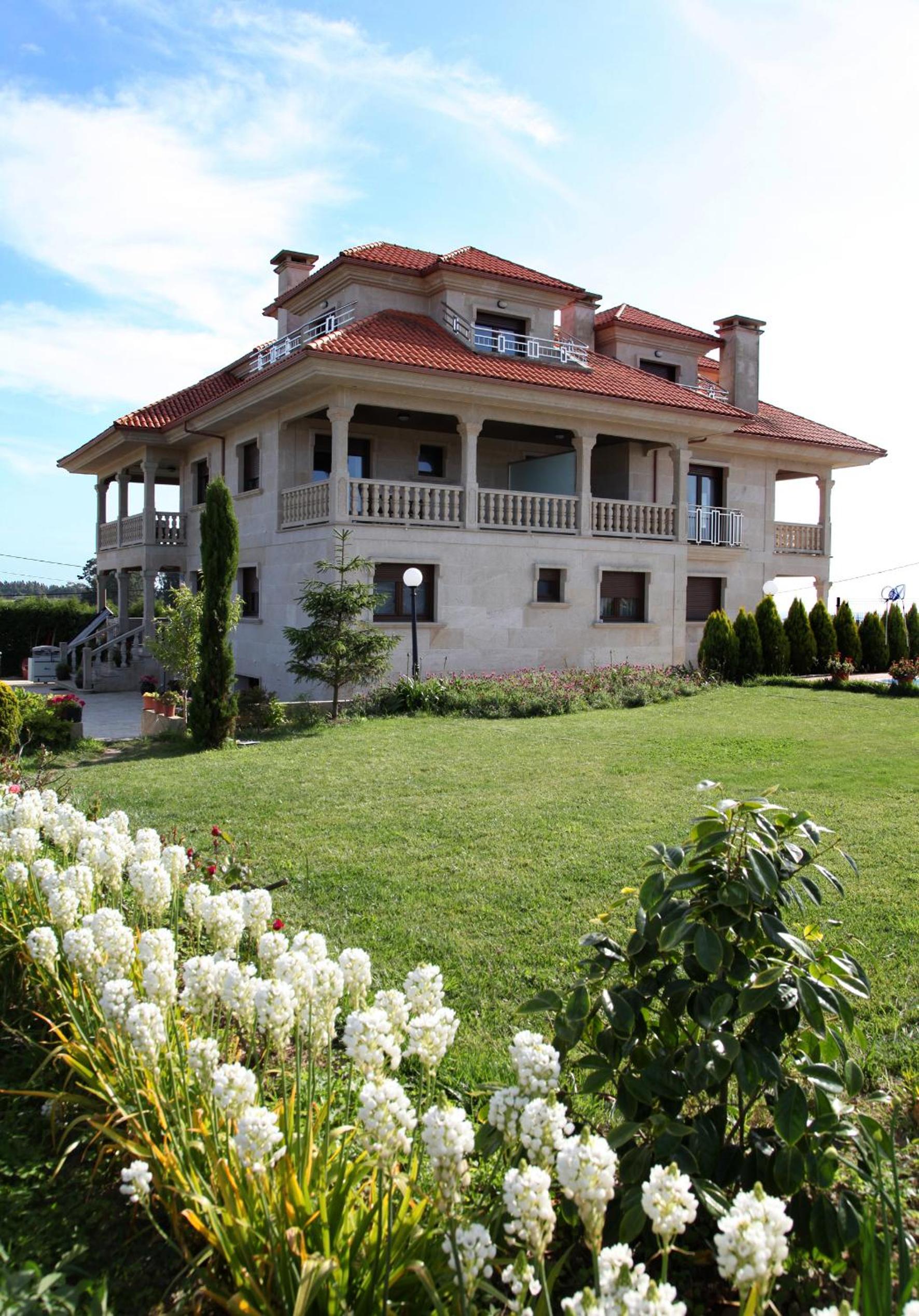 Pensión Residencia A Cruzán