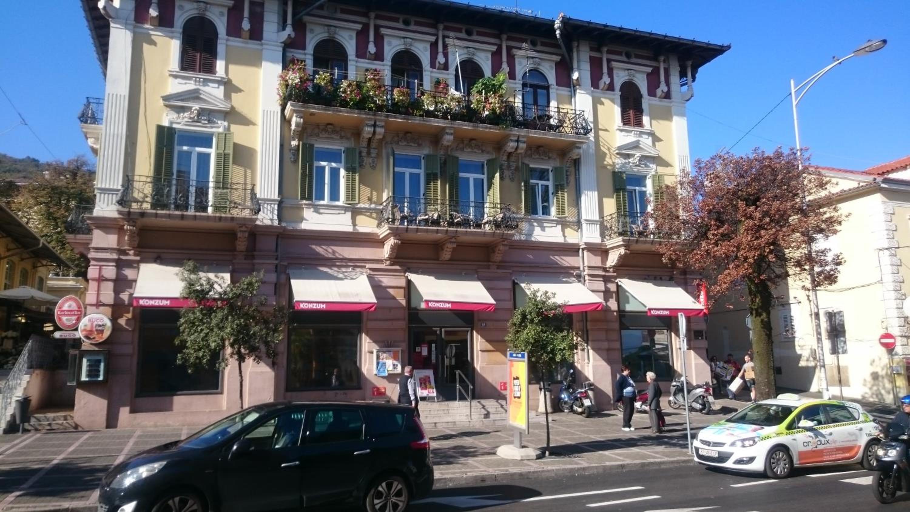 Photo 45