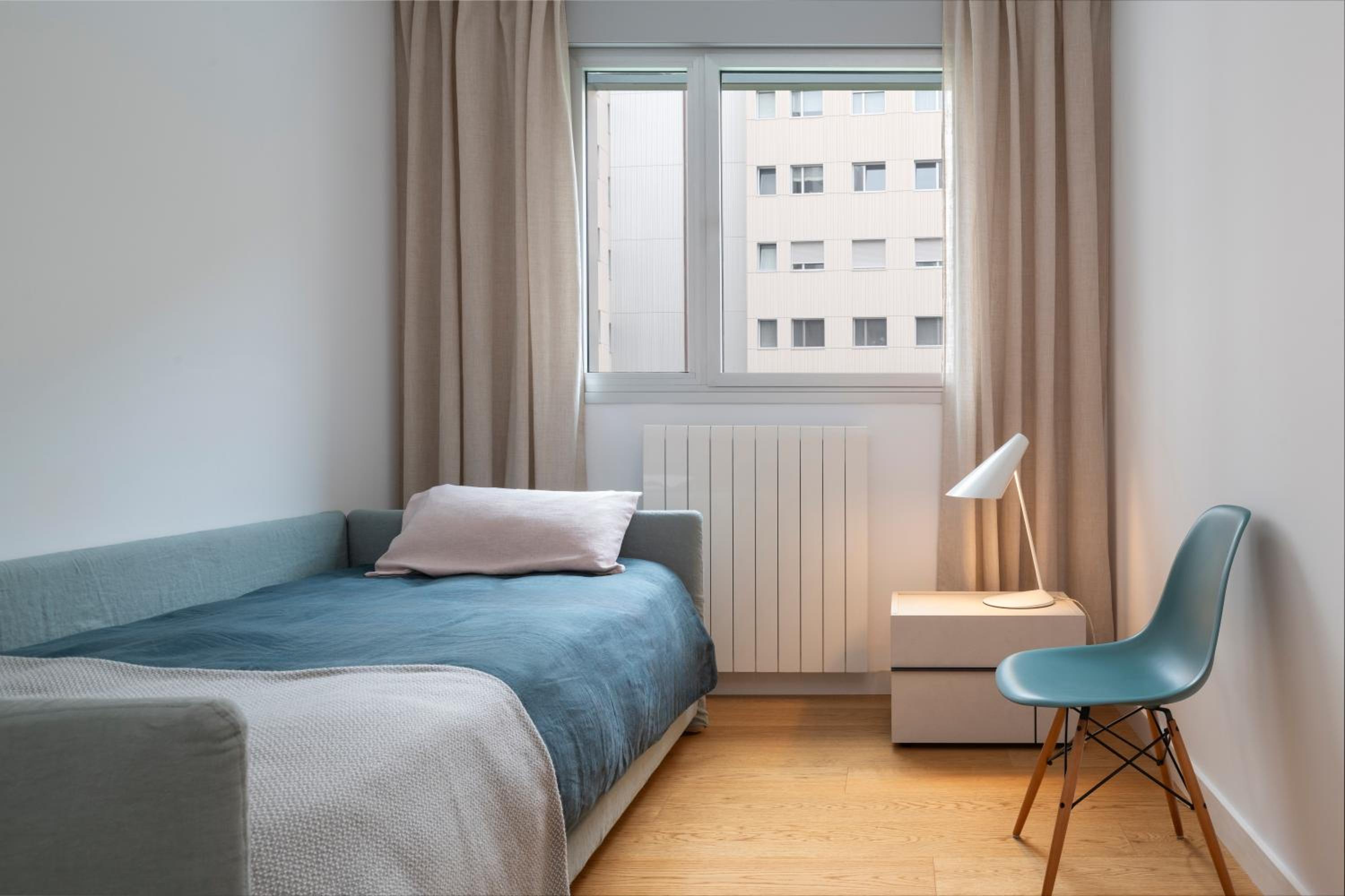 Magno Apartment Ramón Carande- Private Parking included