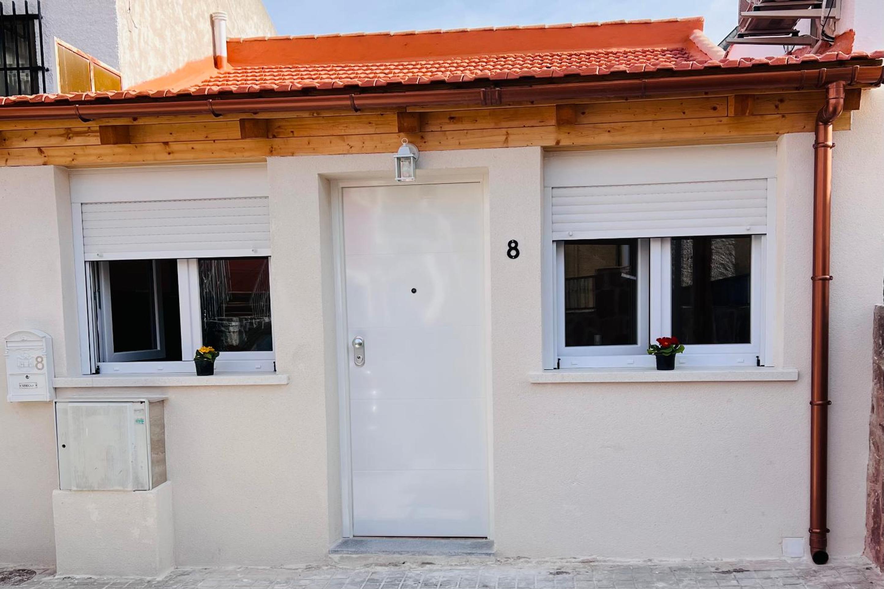Rosa HOME, Casa completa independiente