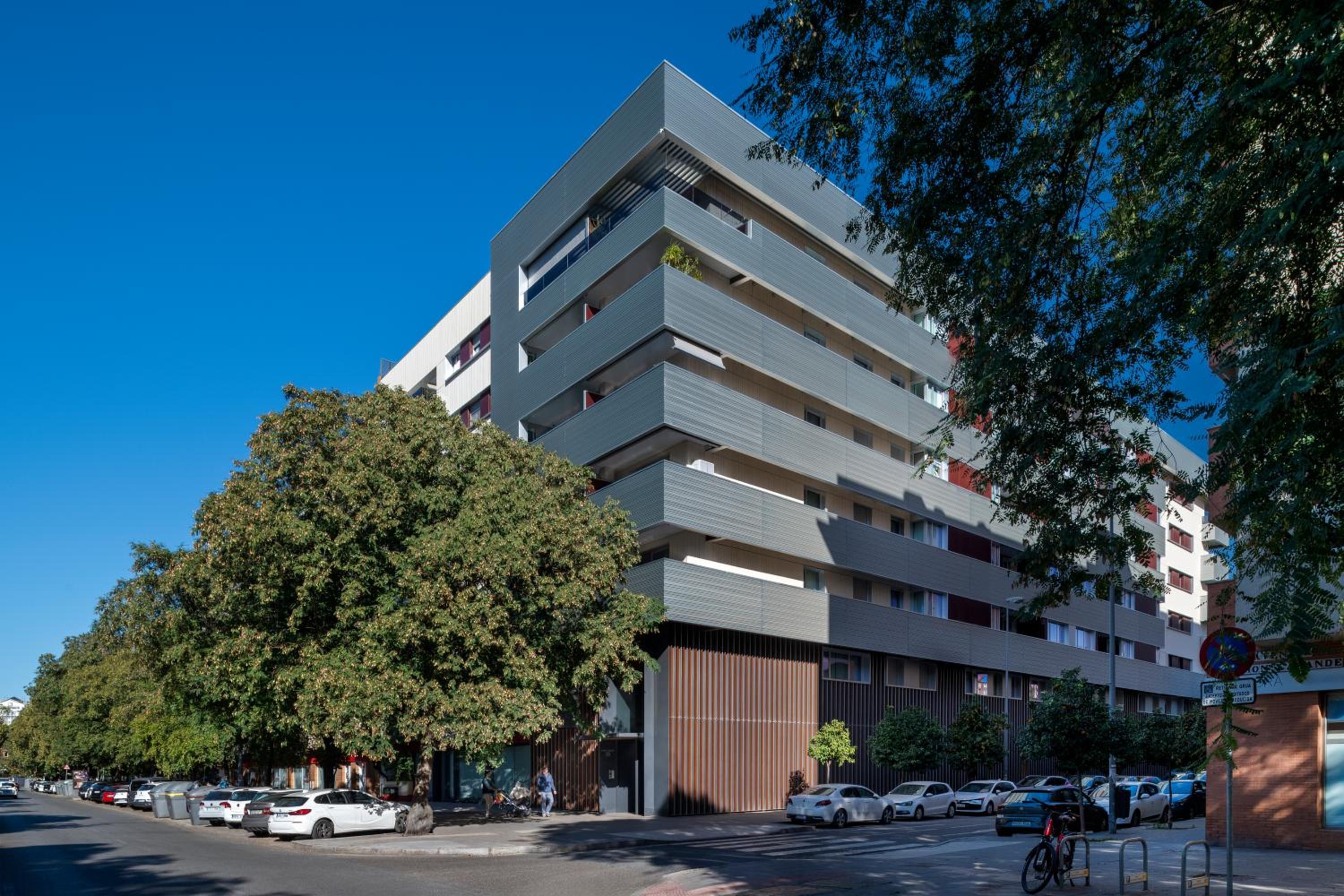 Magno Apartment Ramón Carande- Private Parking included