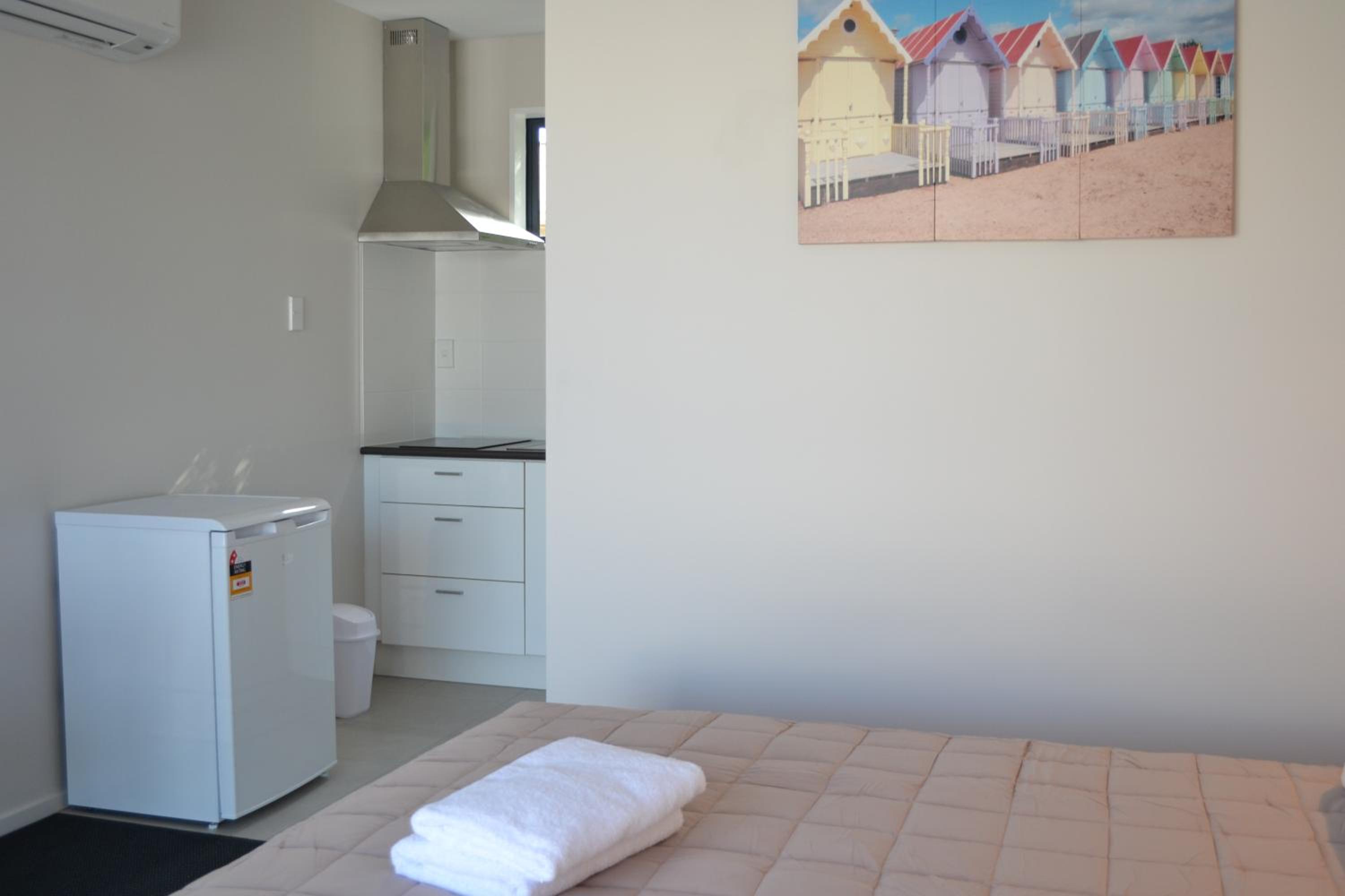 319 Addington Motel