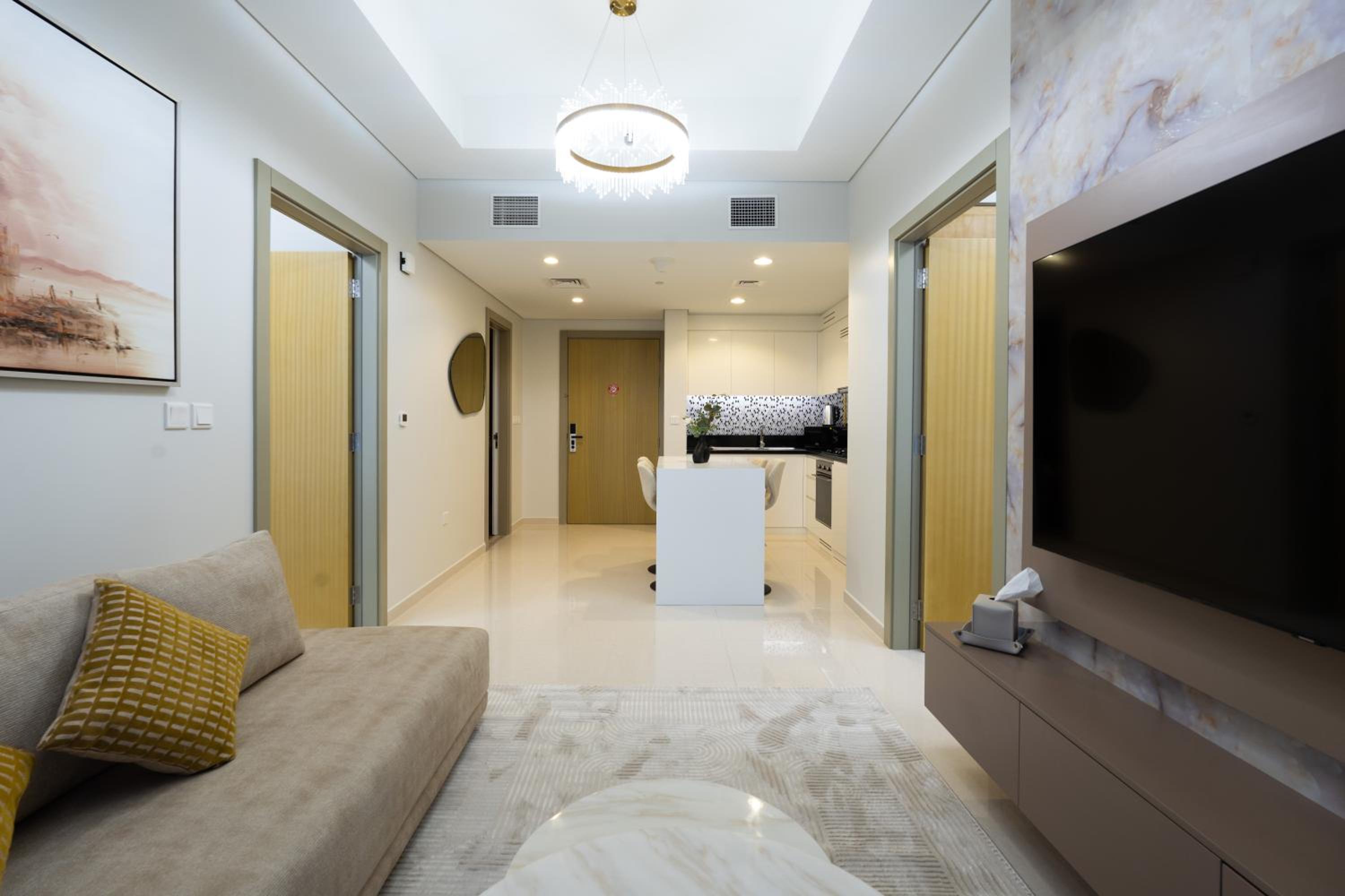 Keyrock Aykon Tower, Business Bay - Pool & Gym