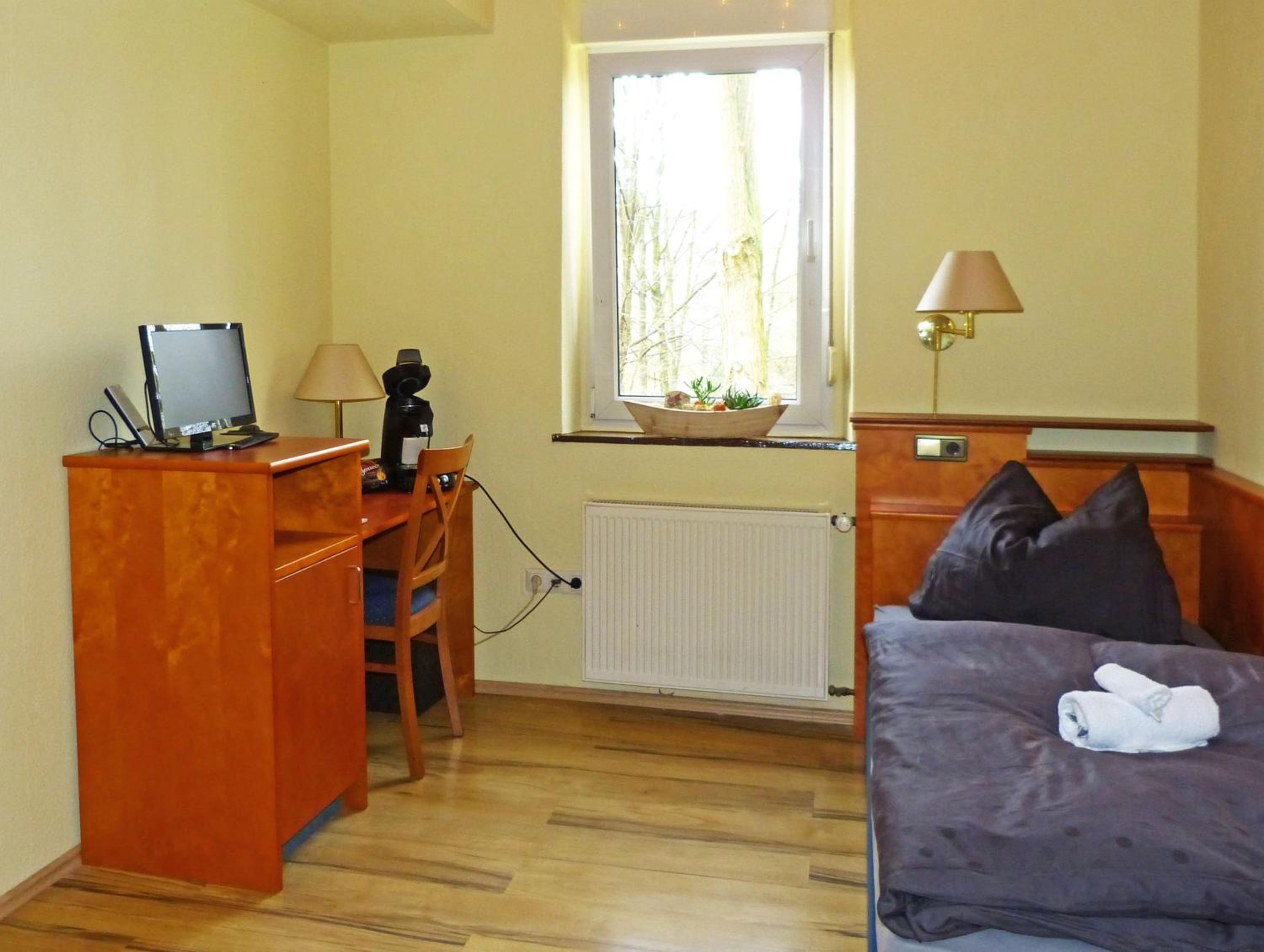 Photo 25