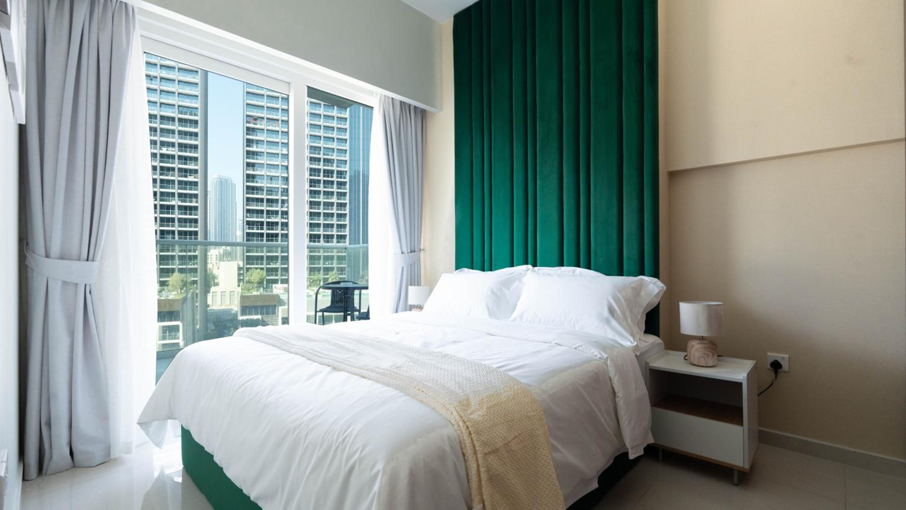 Keyrock Living - City view Luxury at Reva Residence