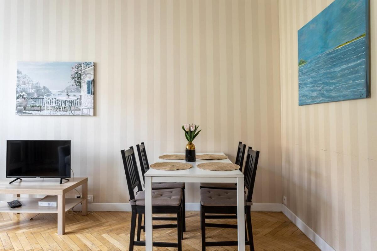 Golden Apartments - 10 People - City Center -Nowy Swiat