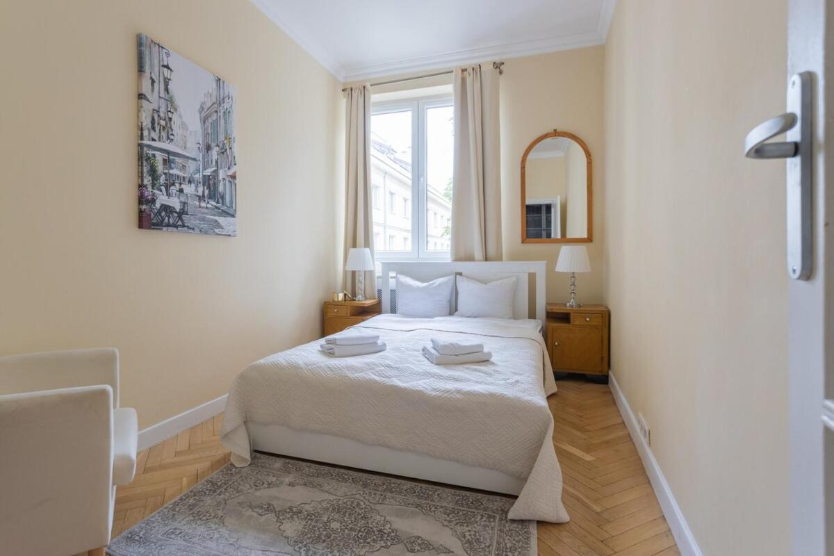 Golden Apartments - 10 People - City Center -Nowy Swiat