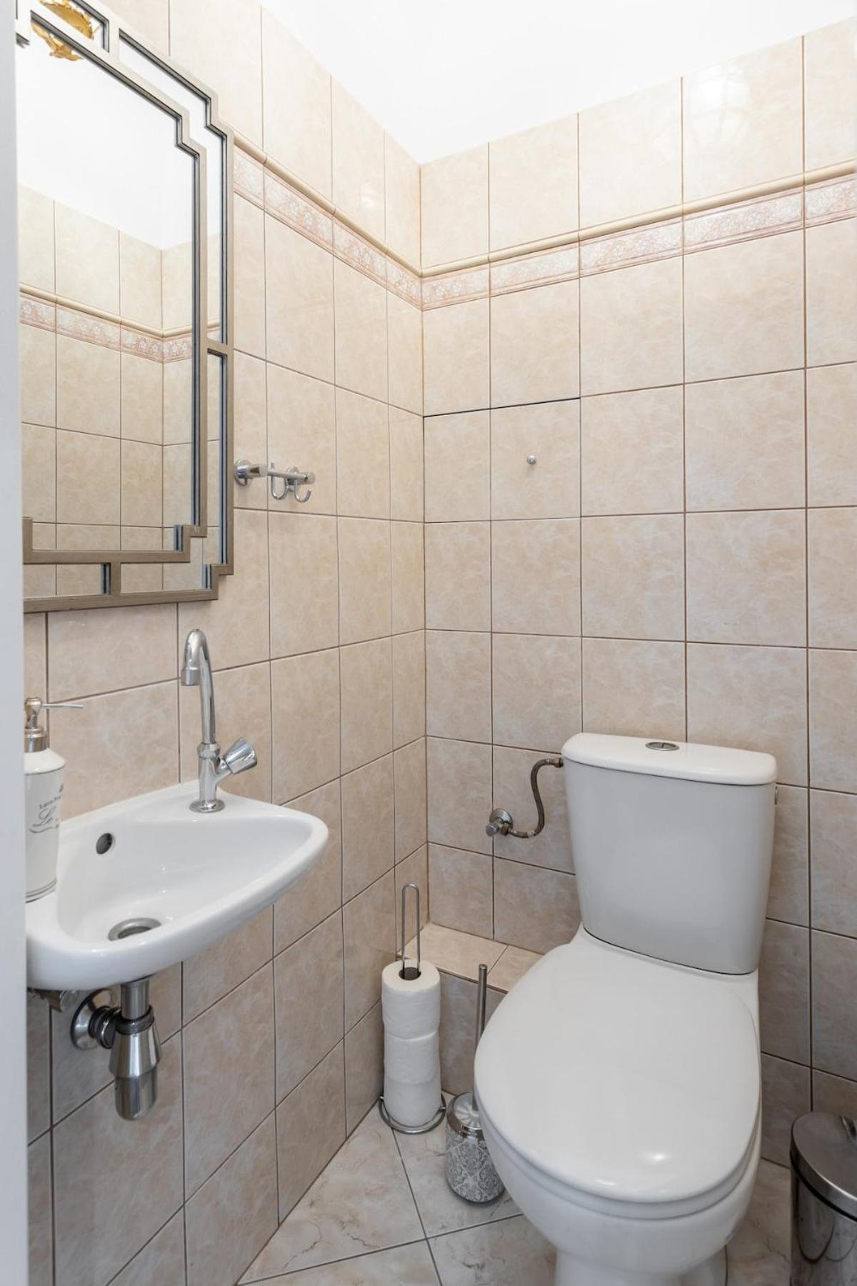 Golden Apartments - 10 People - City Center -Nowy Swiat