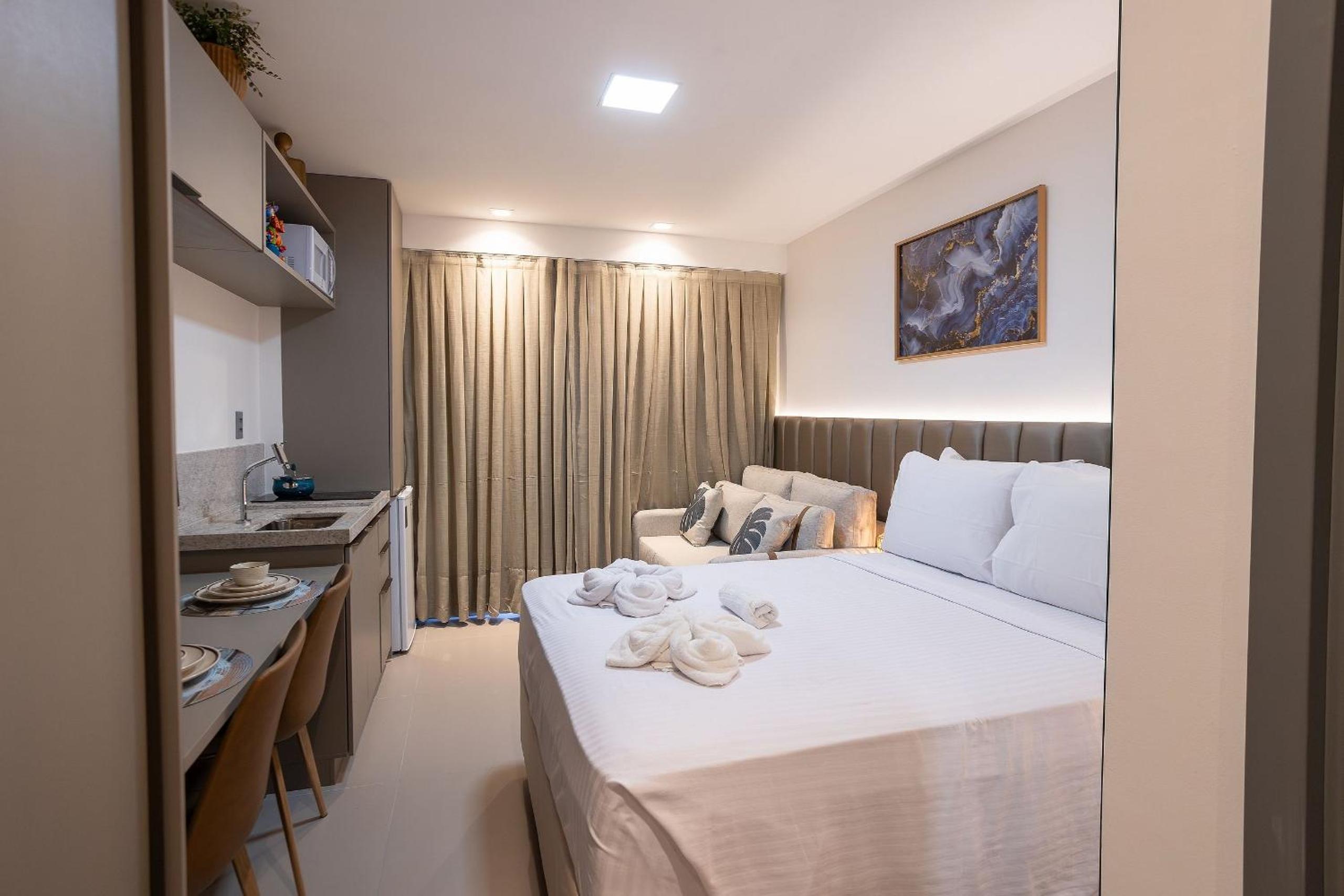 Beach Haus #530 - Seafront Bessa by Carpediem