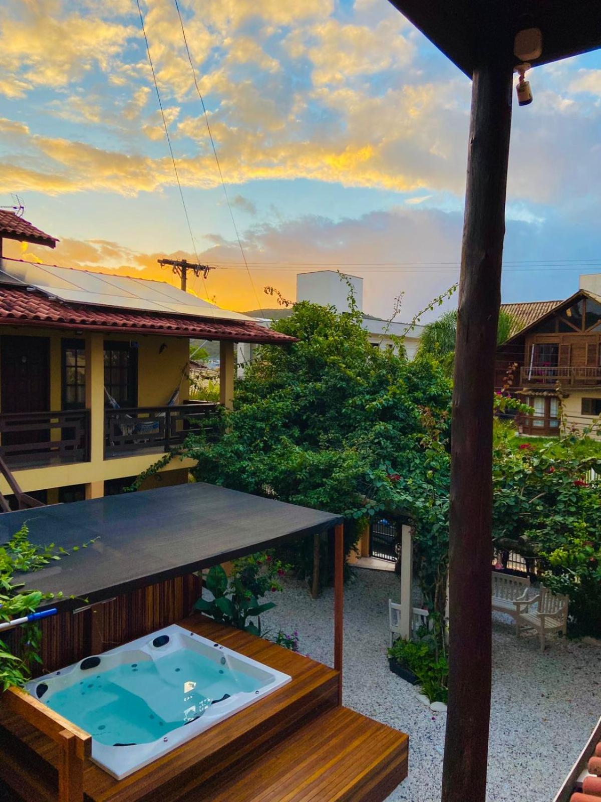 Apartamento com vista panorâmica em Bombas