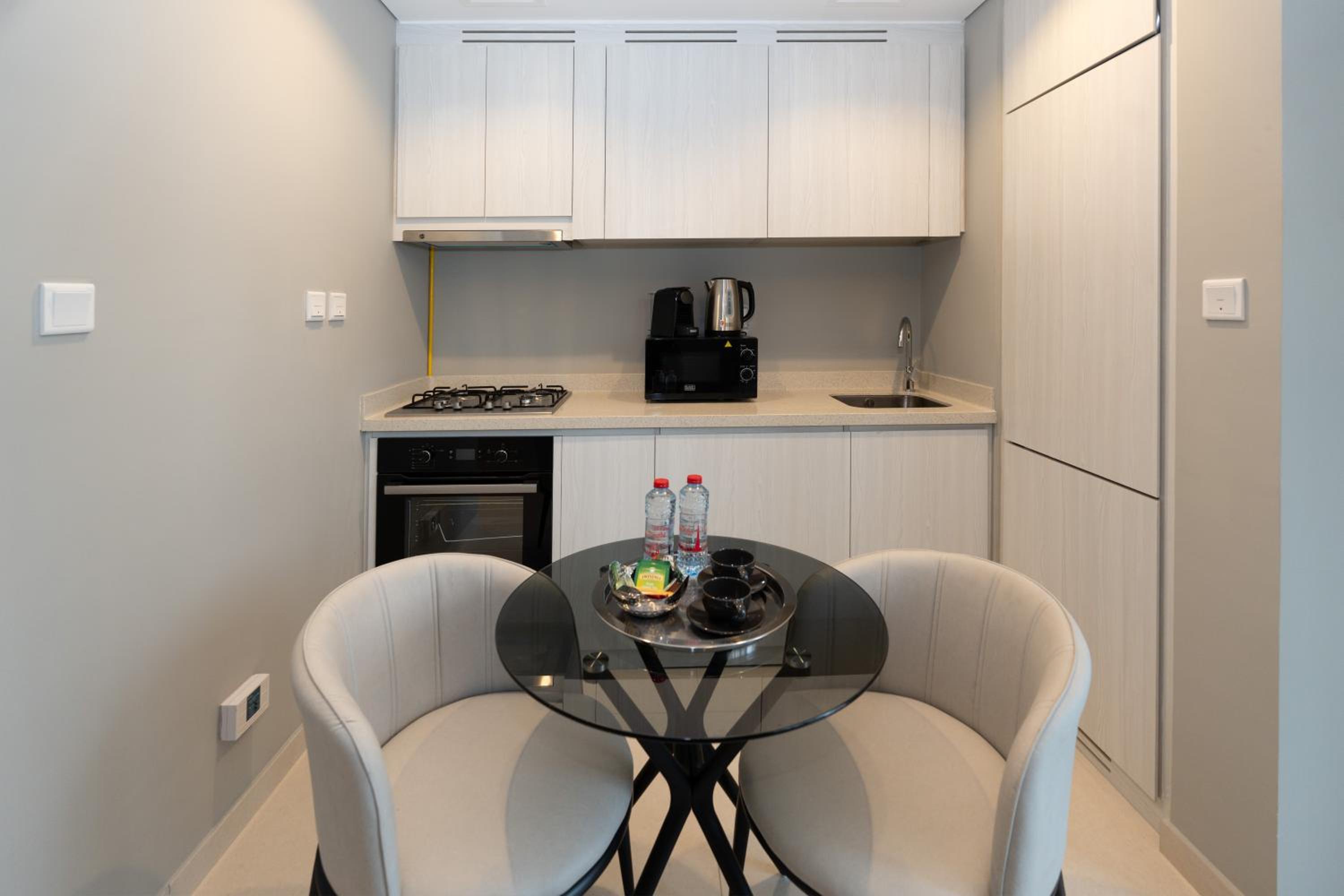 Keyrock Living - Elegant City Escape at Zada Tower