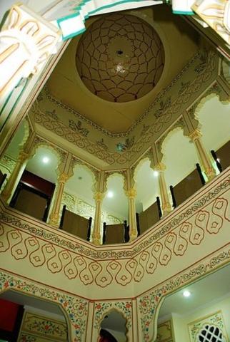 Rani Mahal Hotel