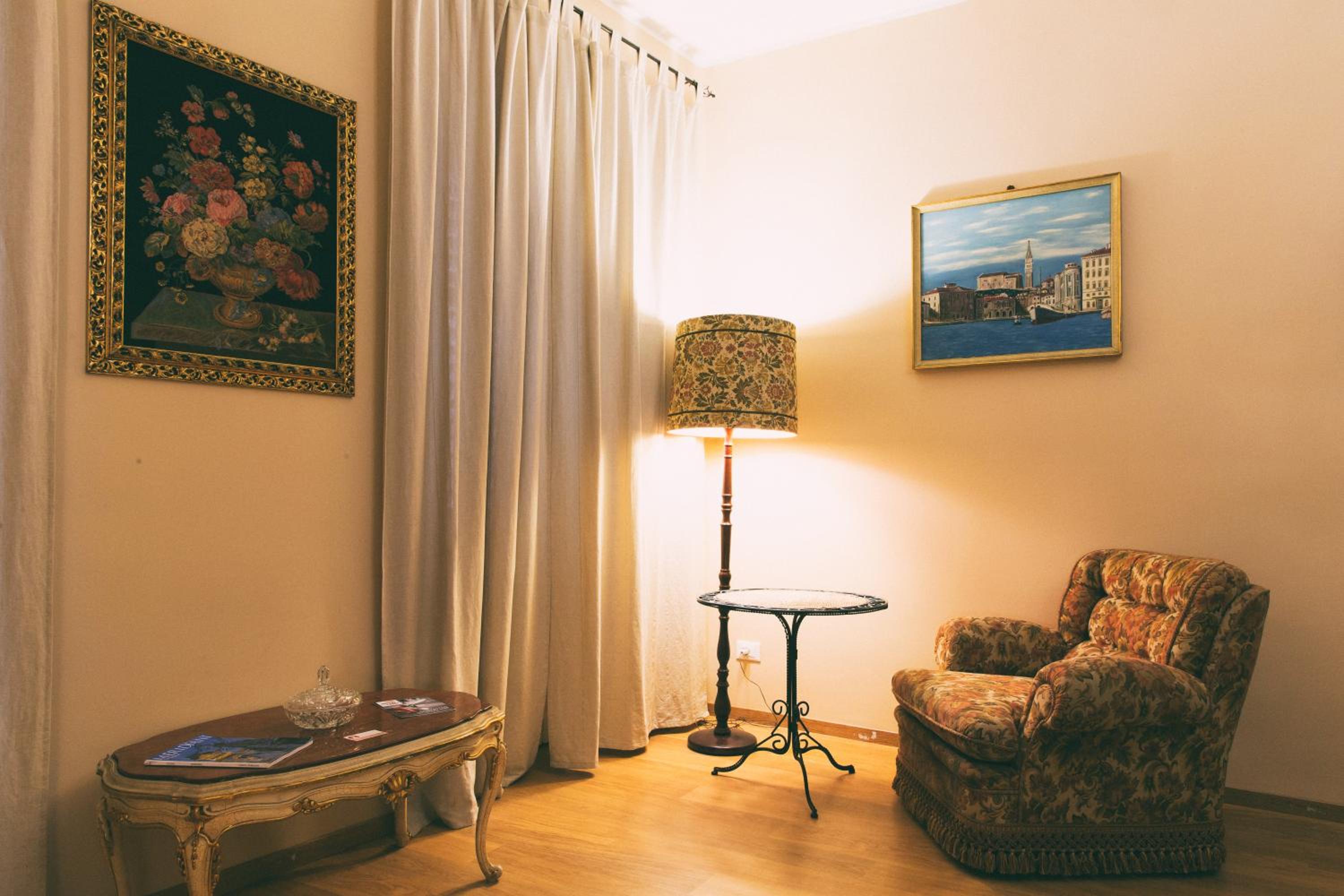 Torrebianca en Trieste — other