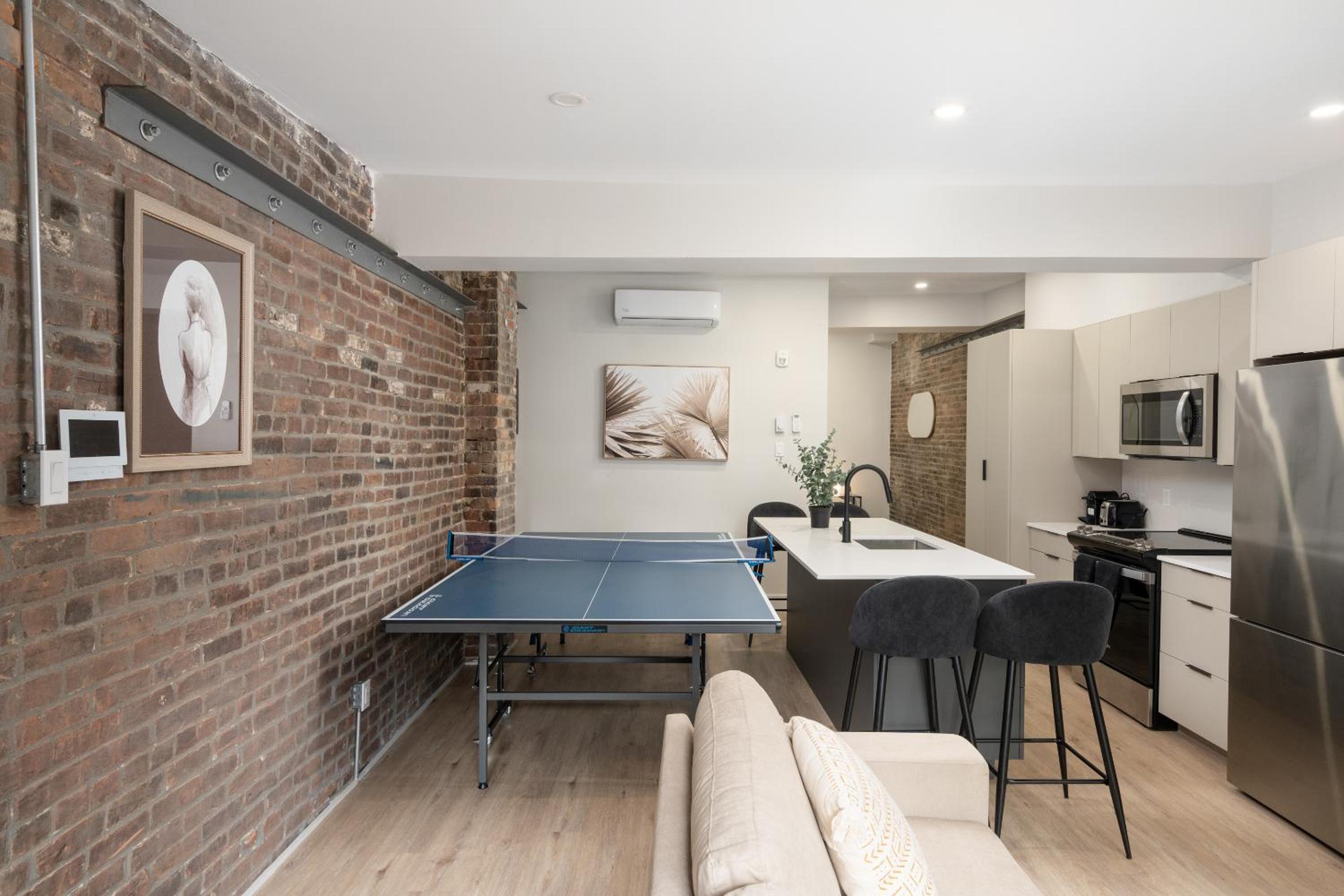 The Griffin ApartHotel- Downtown