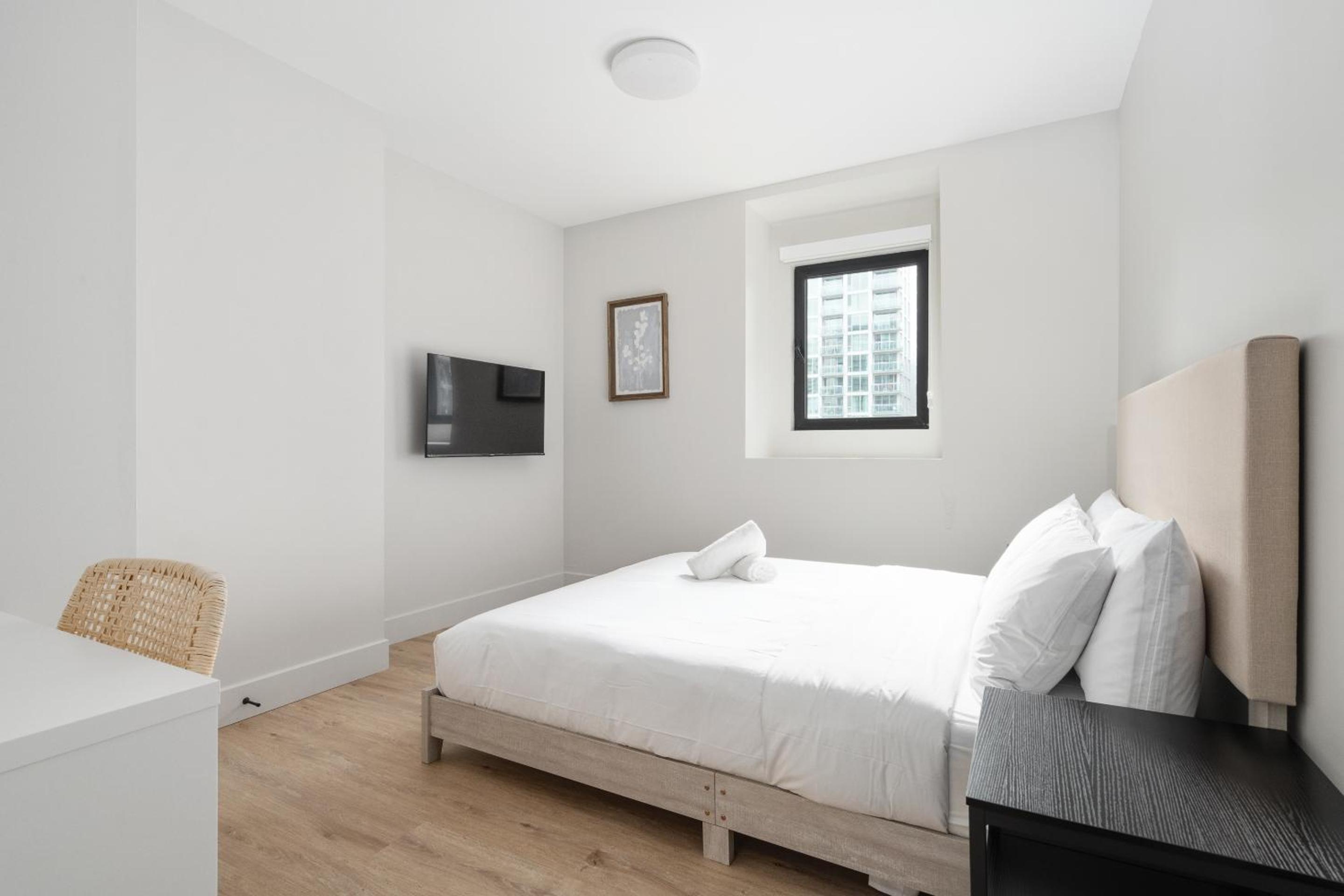 The Griffin ApartHotel- Downtown