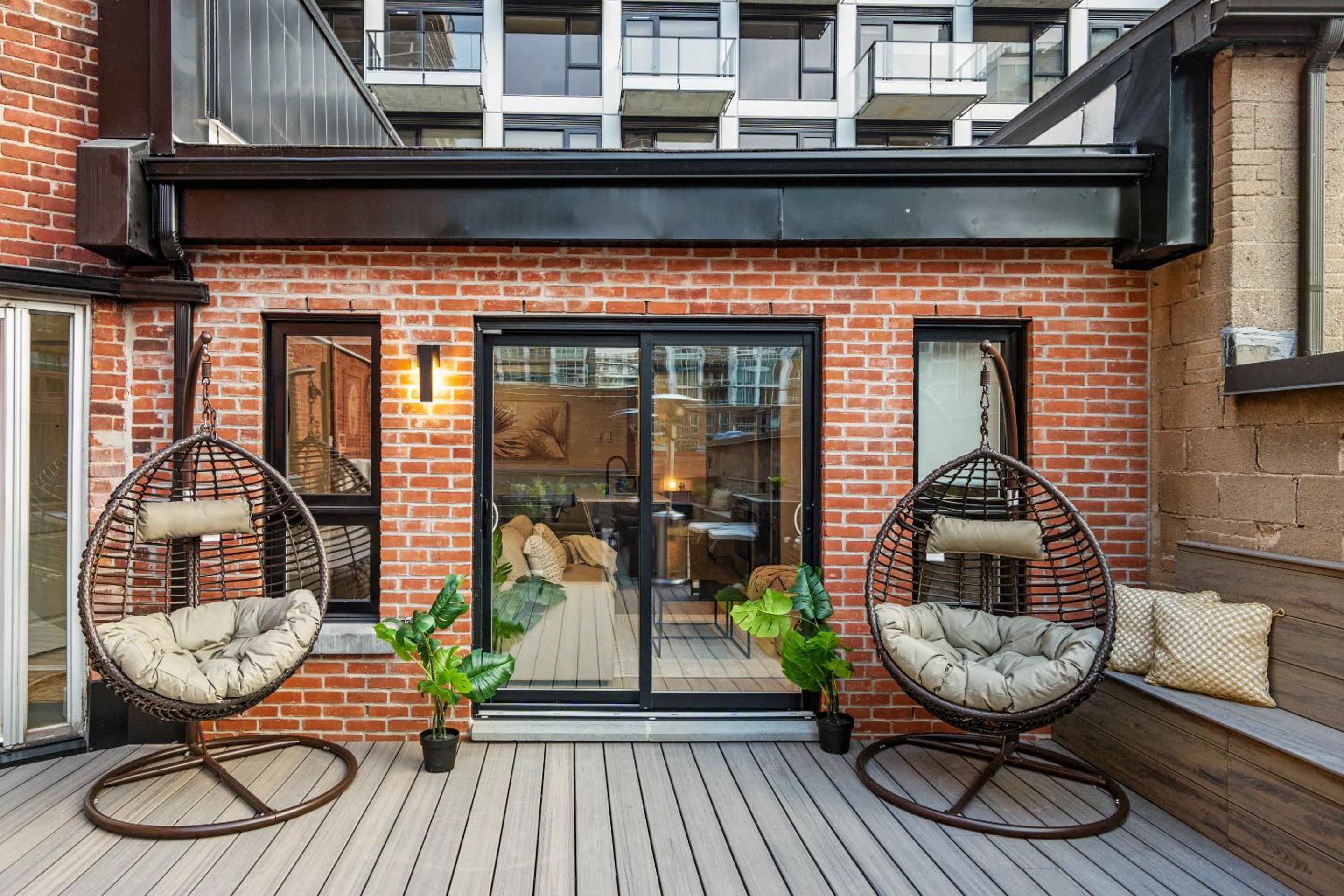 The Griffin ApartHotel- Downtown