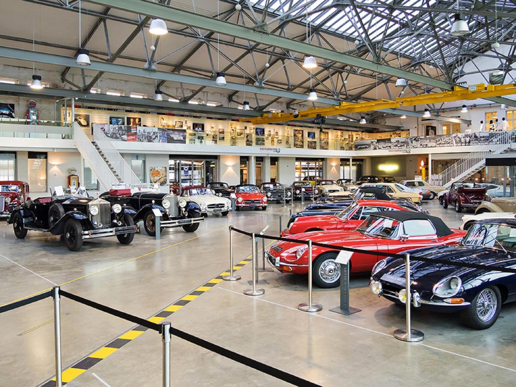 V8 HOTEL Classic Motorworld Region Stuttgart