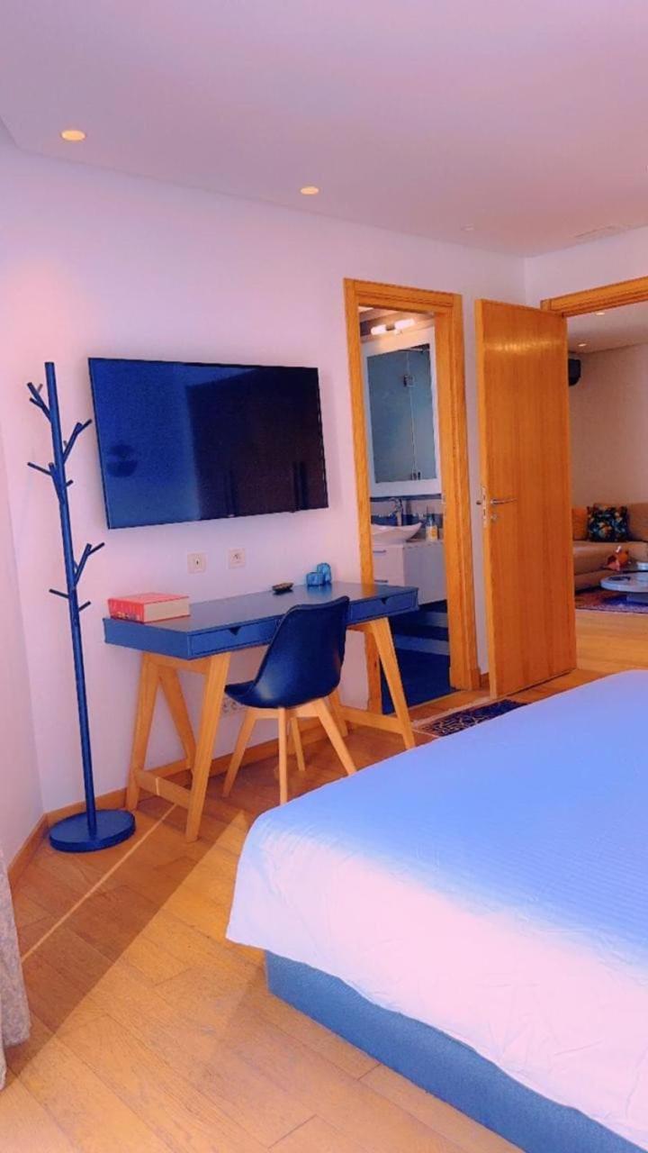 Stunning sea-view apartment 20