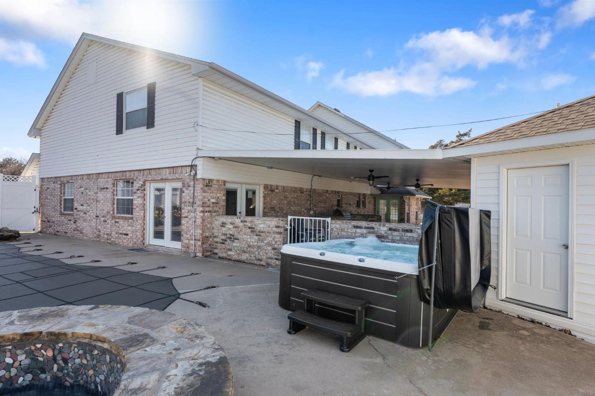 7BR Lakehome For Relocation & Extended Stays #NH
