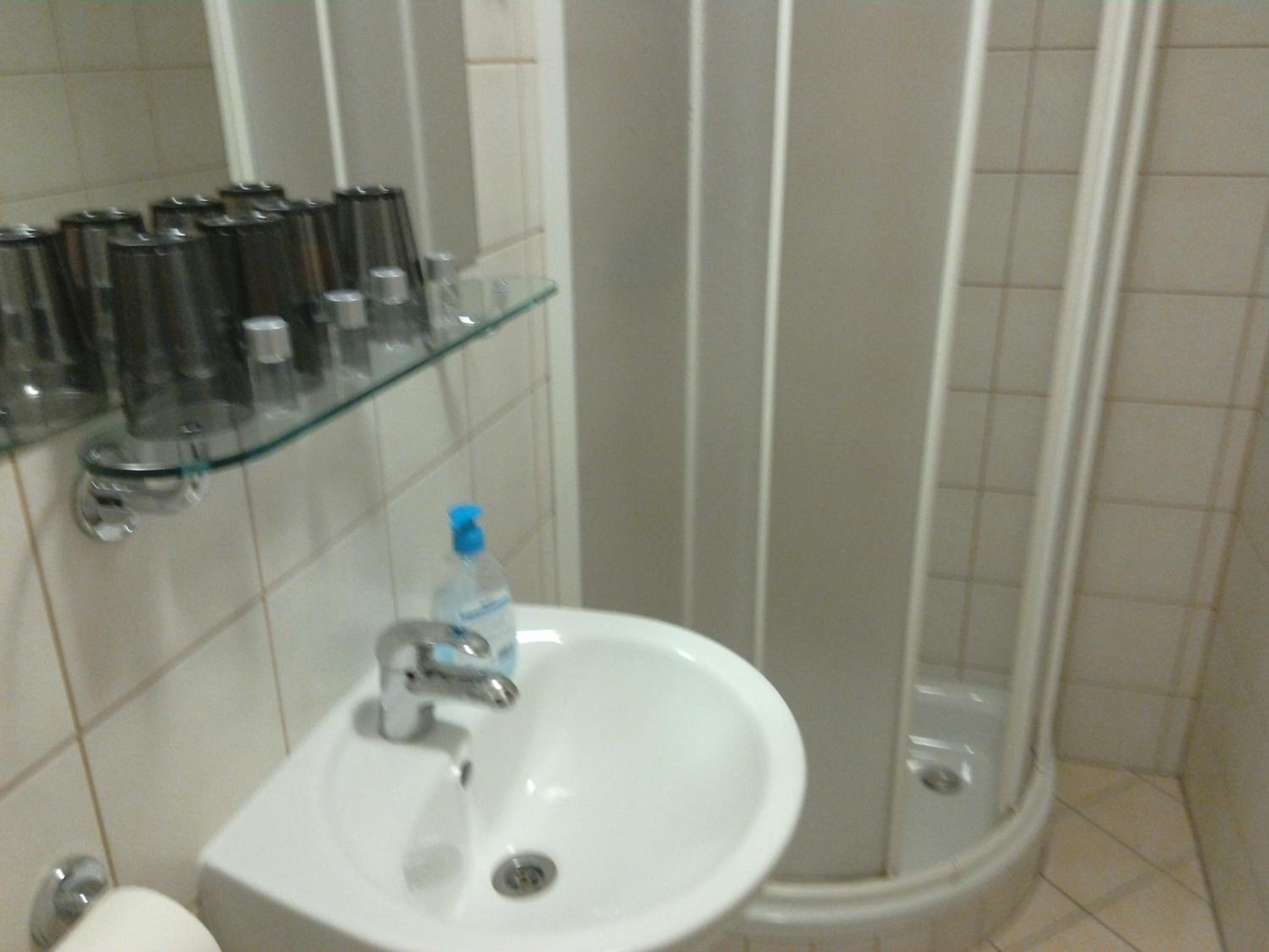 Photo 33