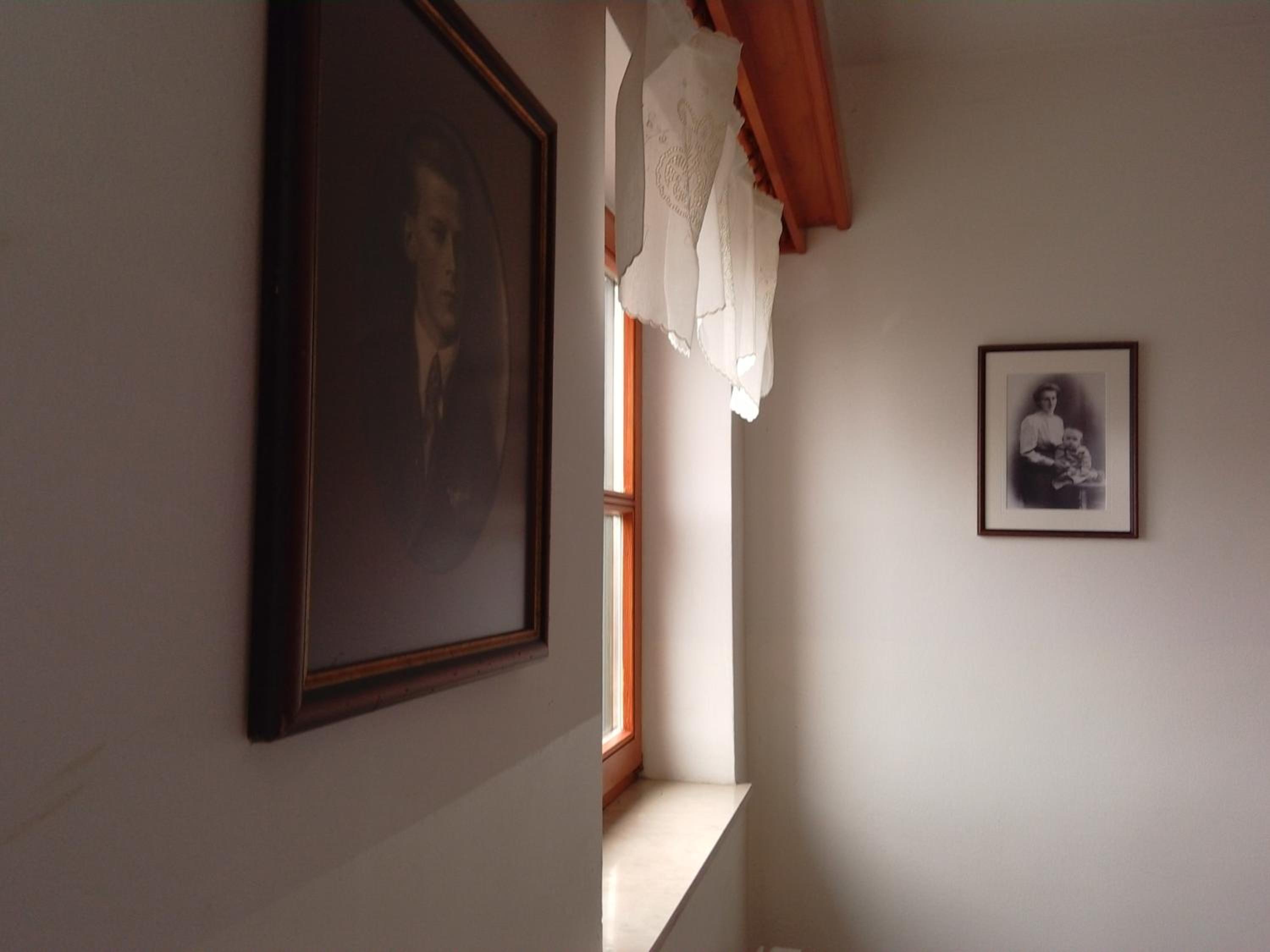 Photo 51