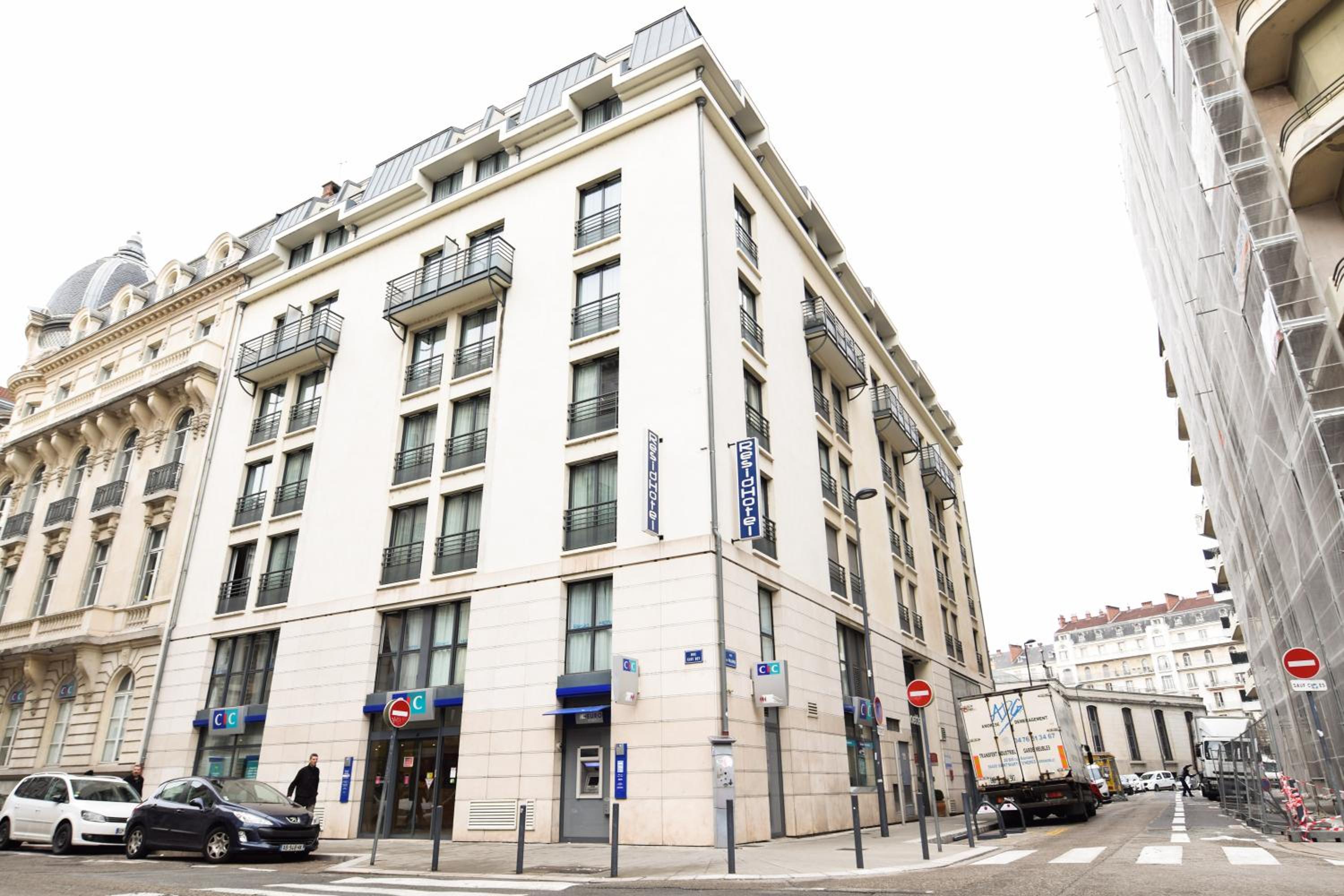Grenoble Vacations - Residhotel Grenette - Property Image 14