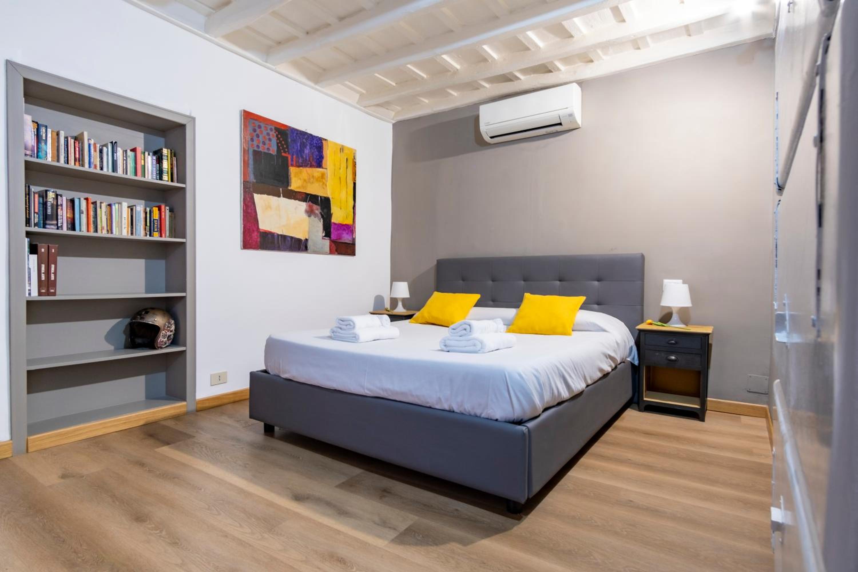 Elegantis Monti Suite Apartment