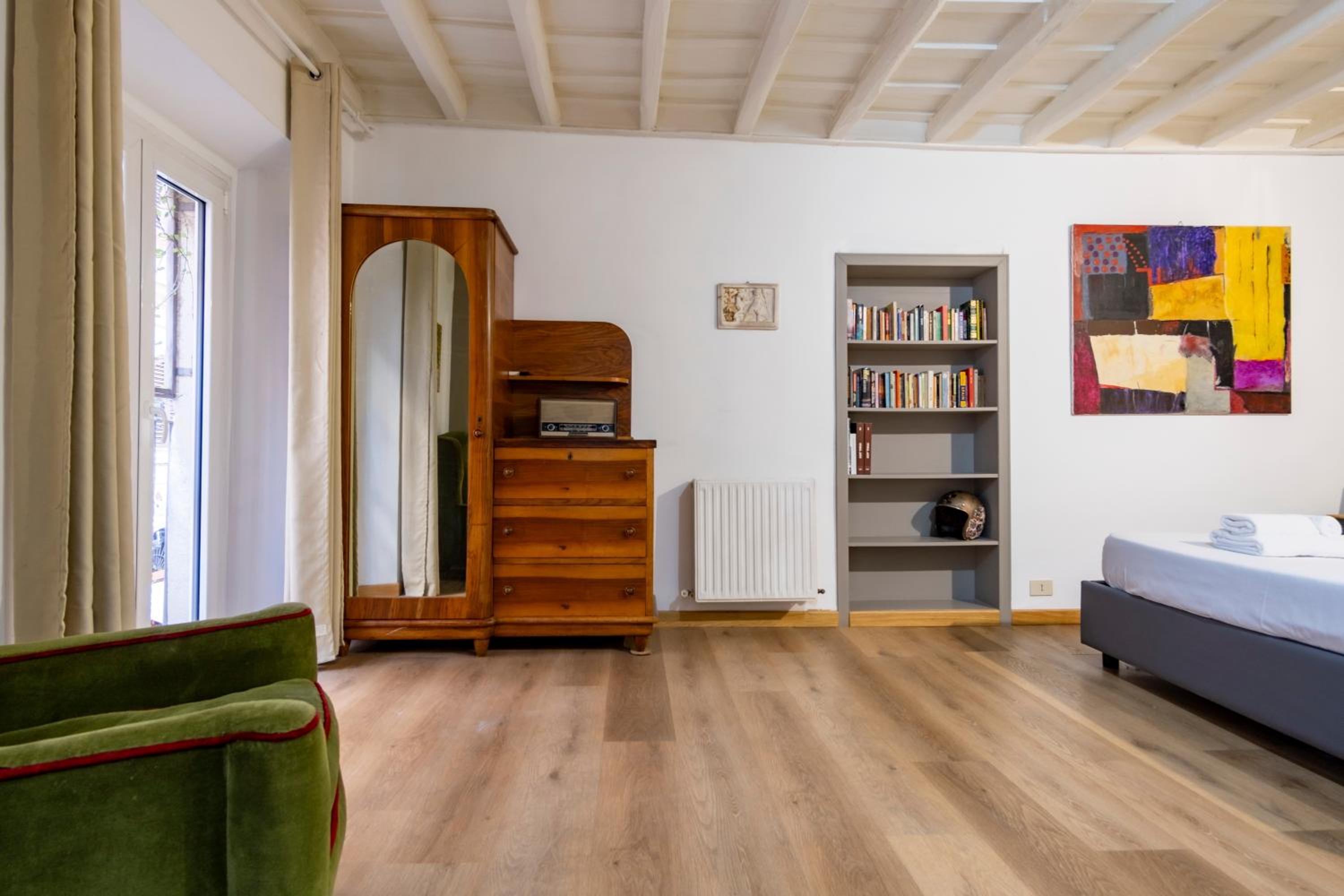 Elegantis Monti Suite Apartment