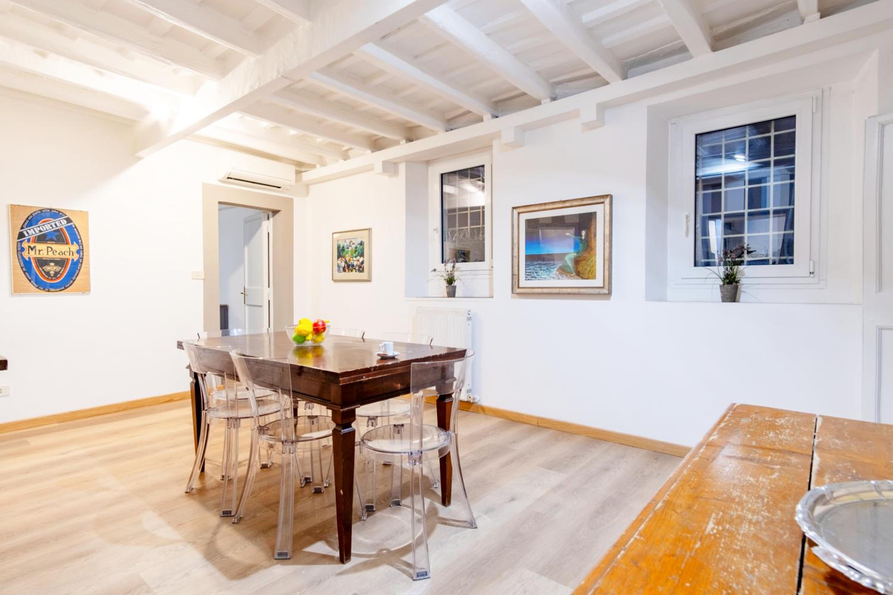 Elegantis Monti Suite Apartment