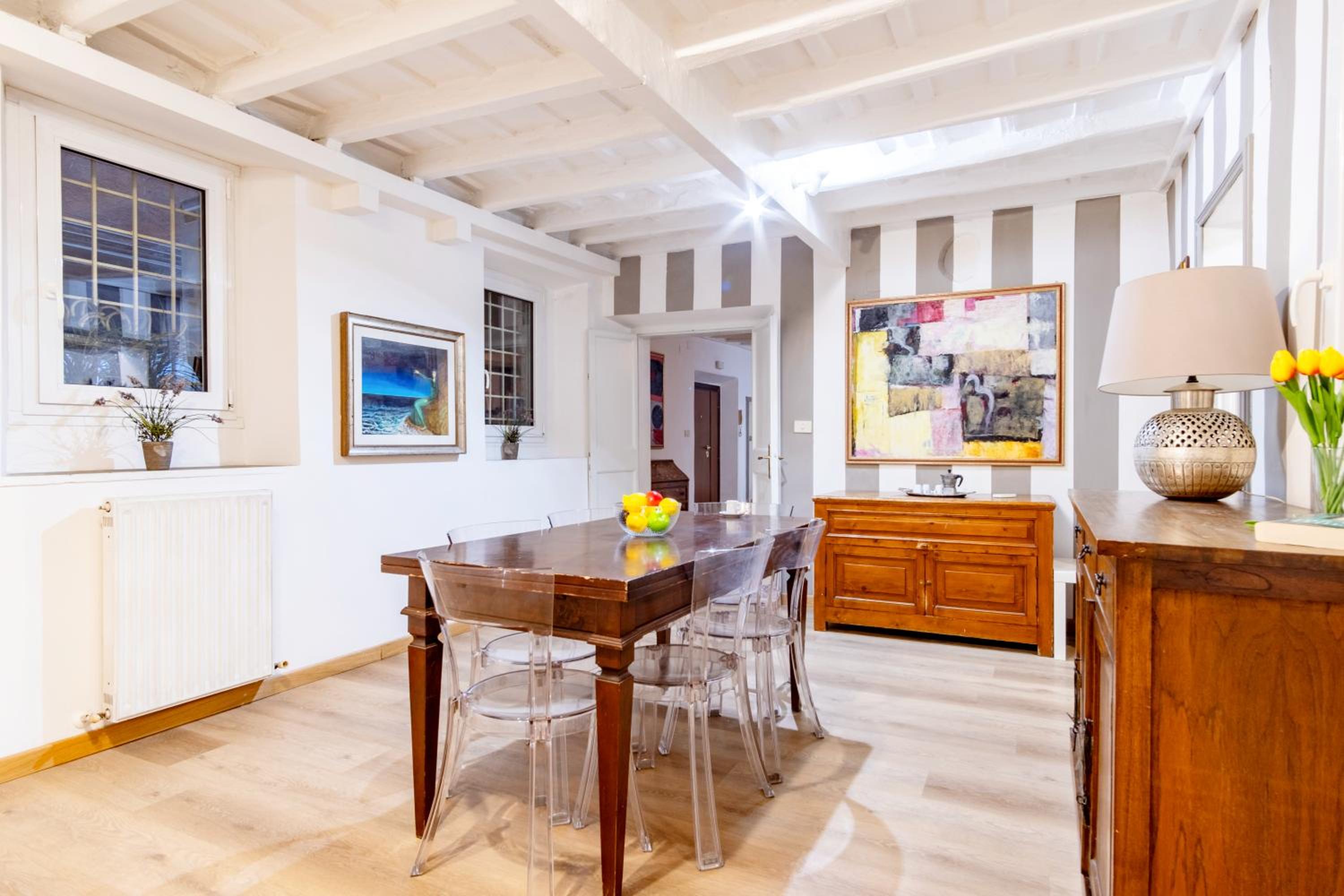 Elegantis Monti Suite Apartment