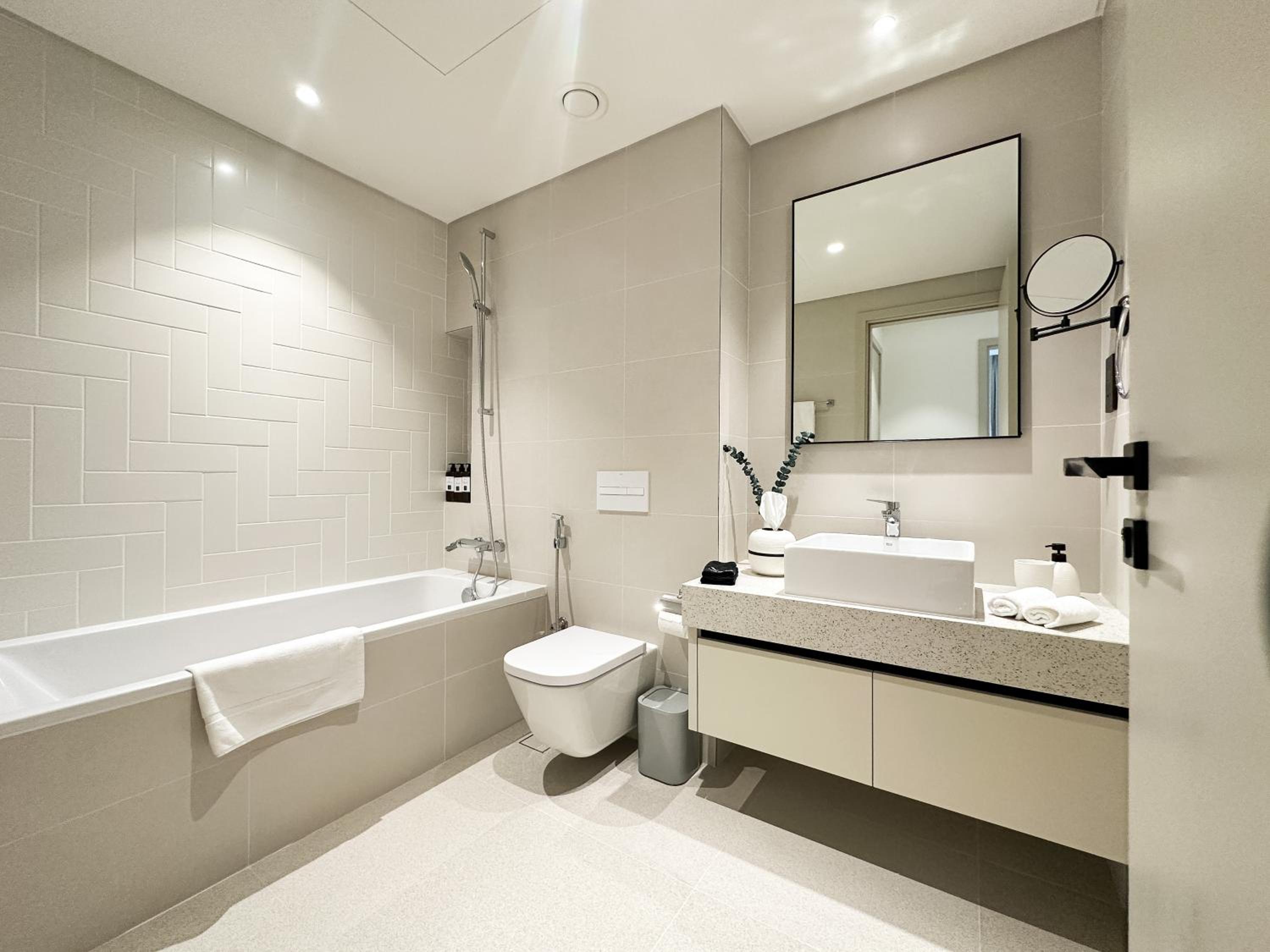 KeyRock Living - Seaview Stay at Emaar Beachfront