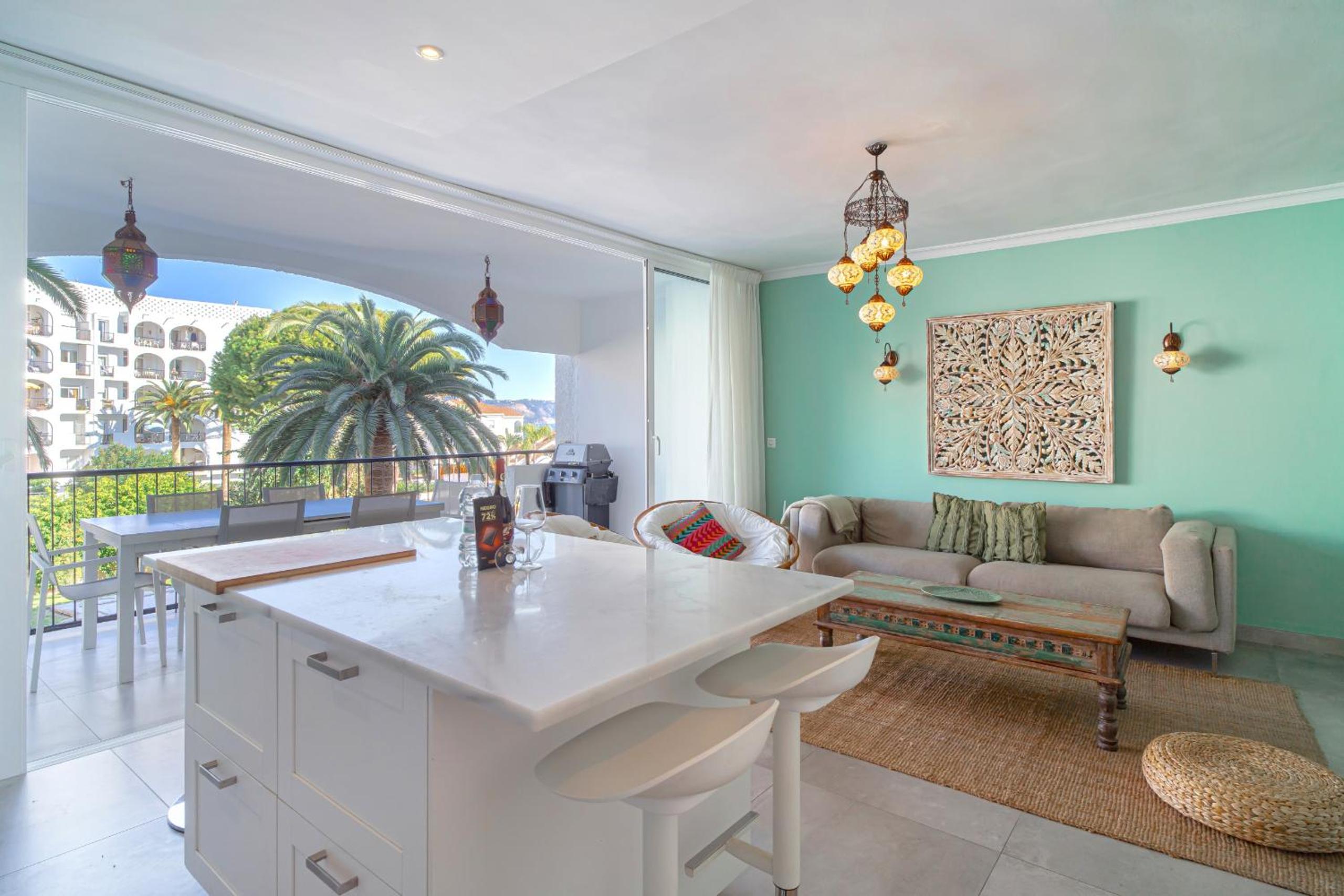 Carabeo 20 Apartment by Casasol