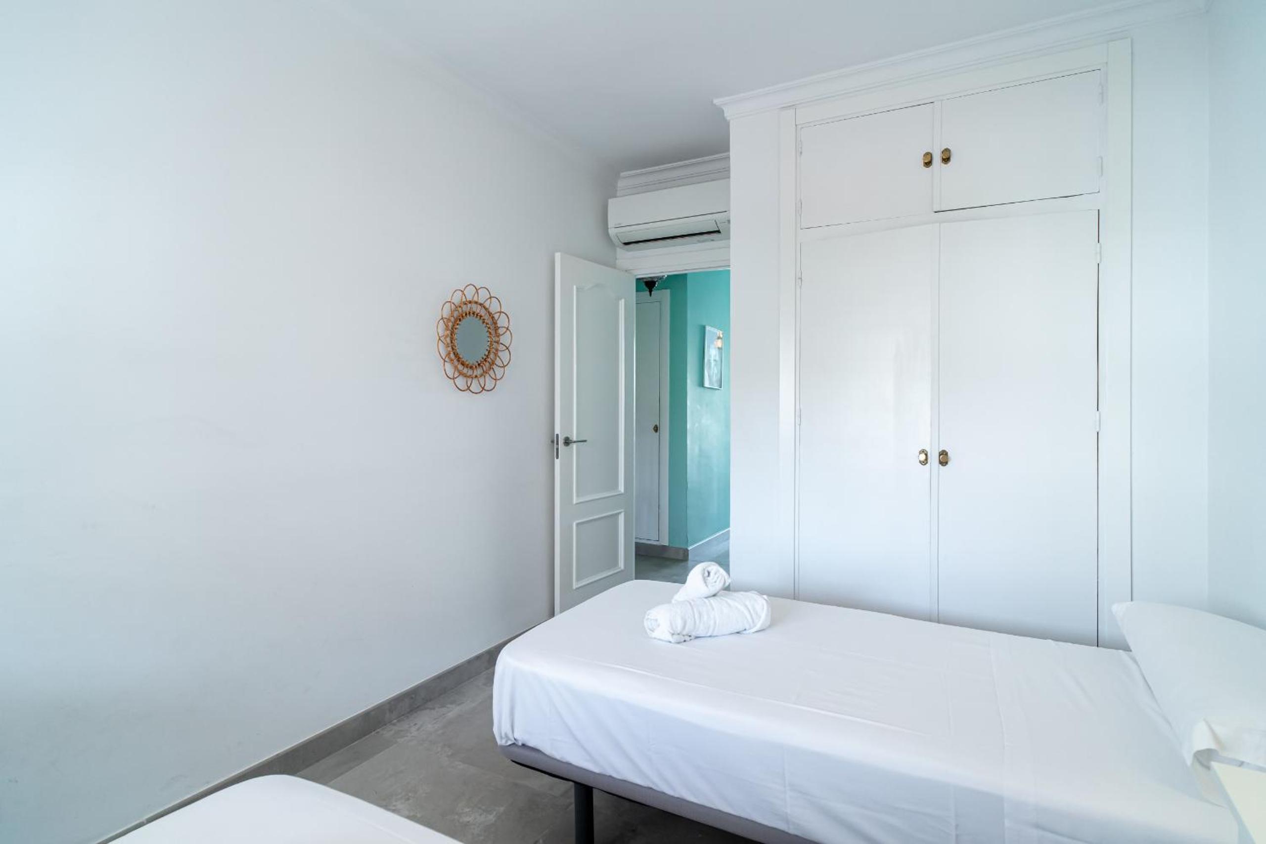 Carabeo 20 Apartment by Casasol