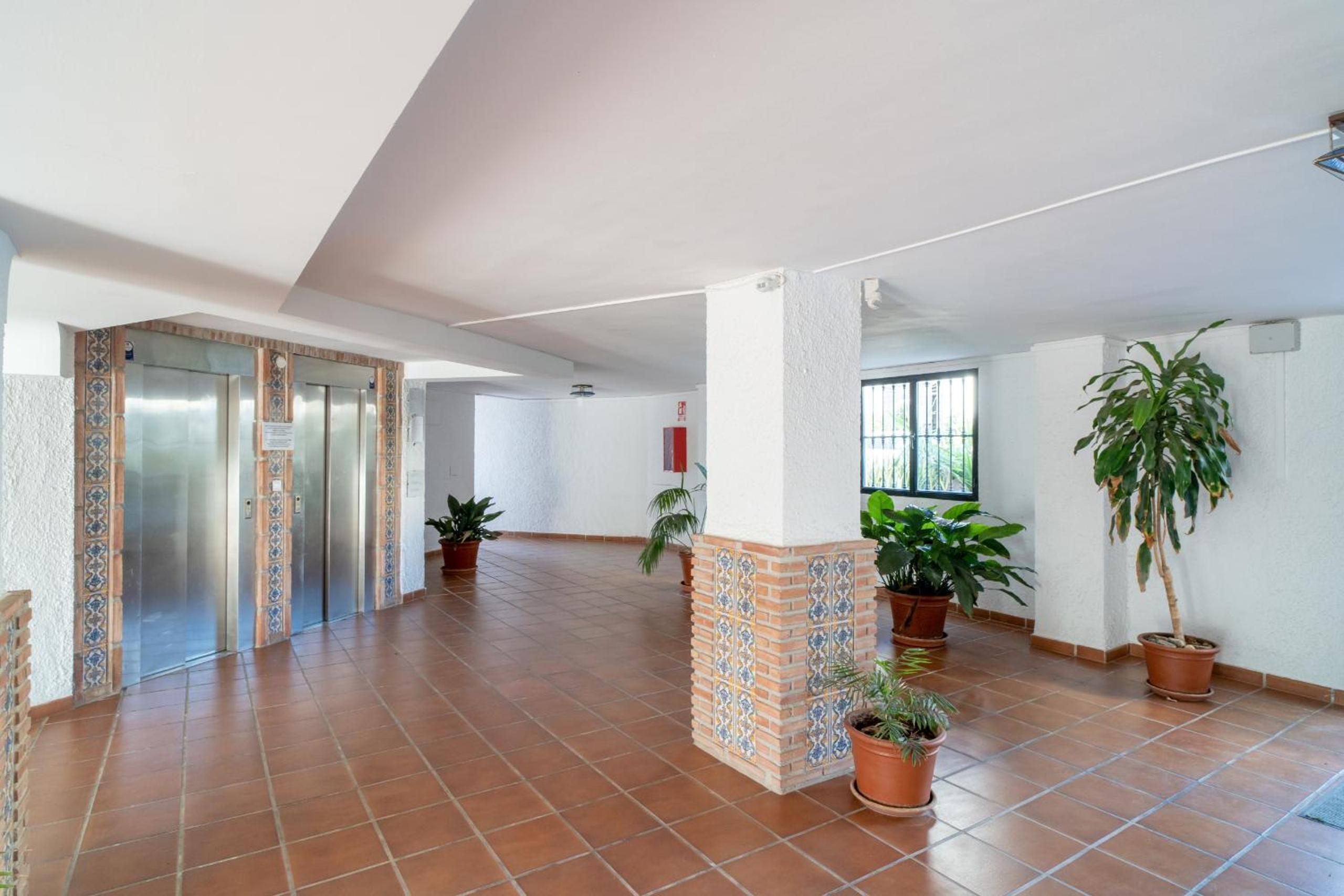 Carabeo 20 Apartment by Casasol