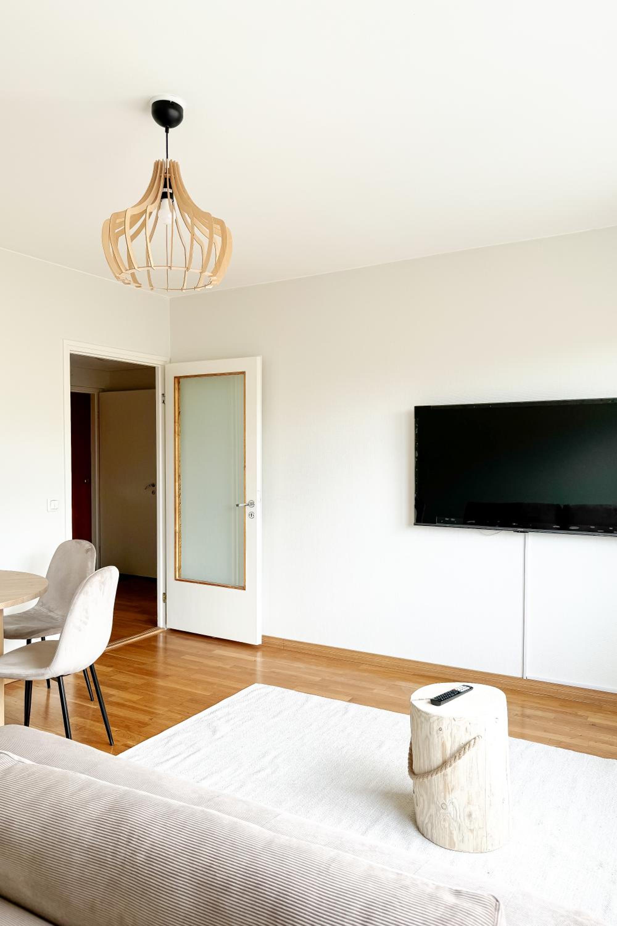 Cozy Family City Suite By BookLapland