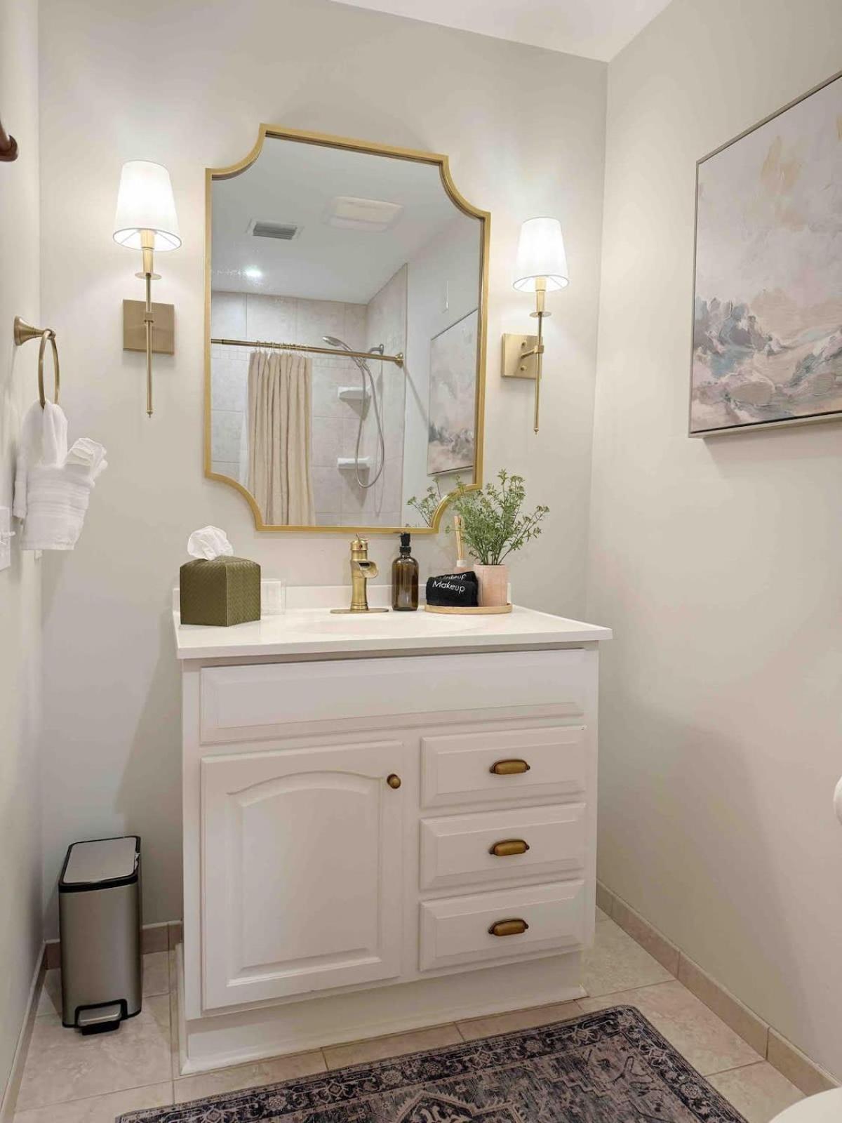 Spacious Family Home w Pool and Game-room Near Downtown and Beach