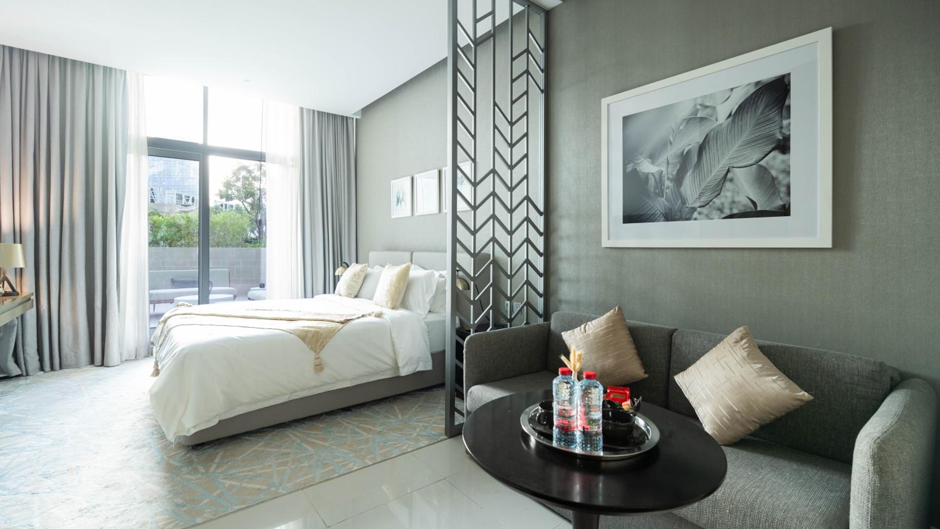 Keyrock Damac Maison Privée - Studio in Business Bay with Pool, Gym & Free Parking