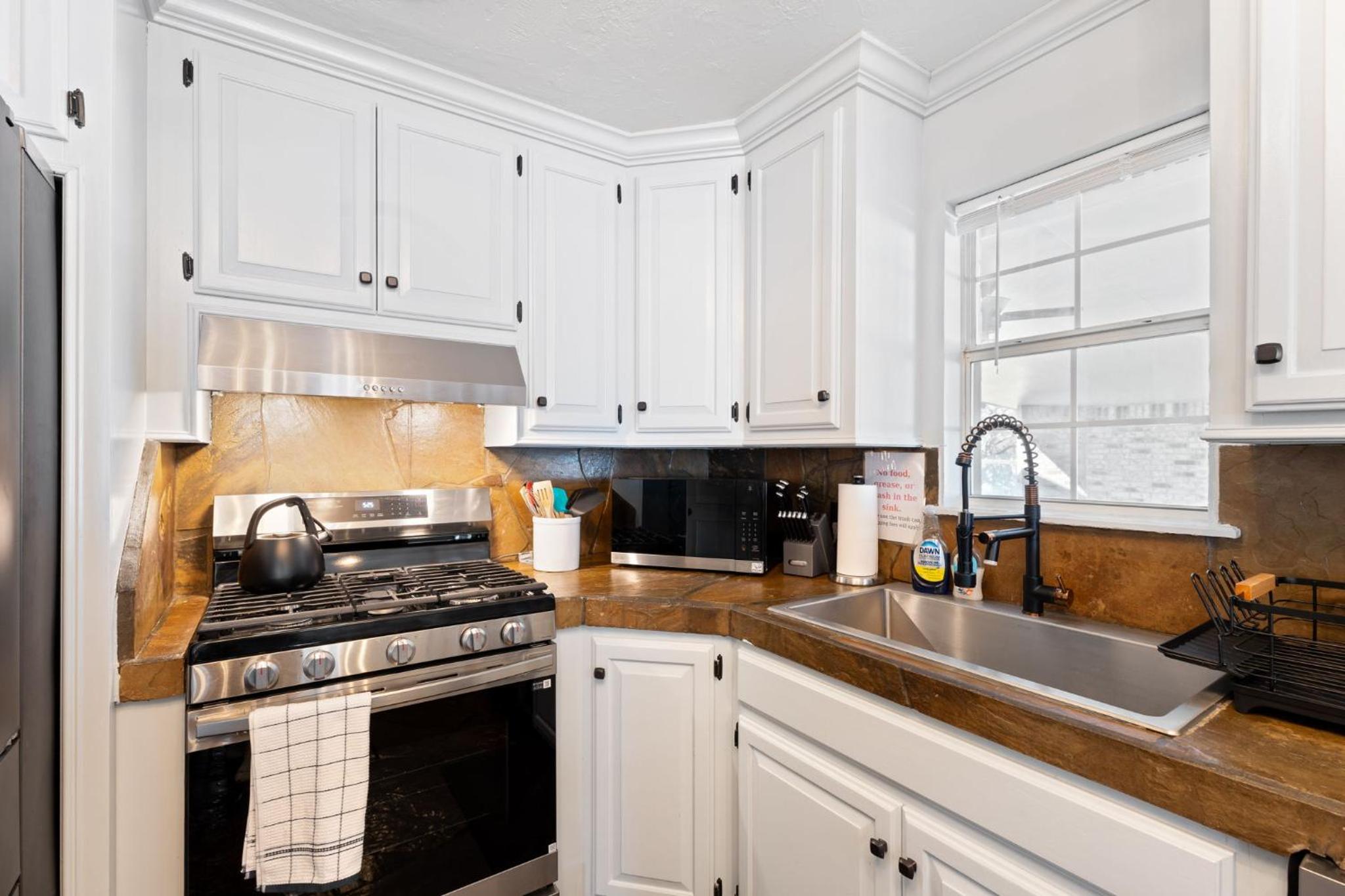 7BR Lakehome For Relocation & Extended Stays #NH